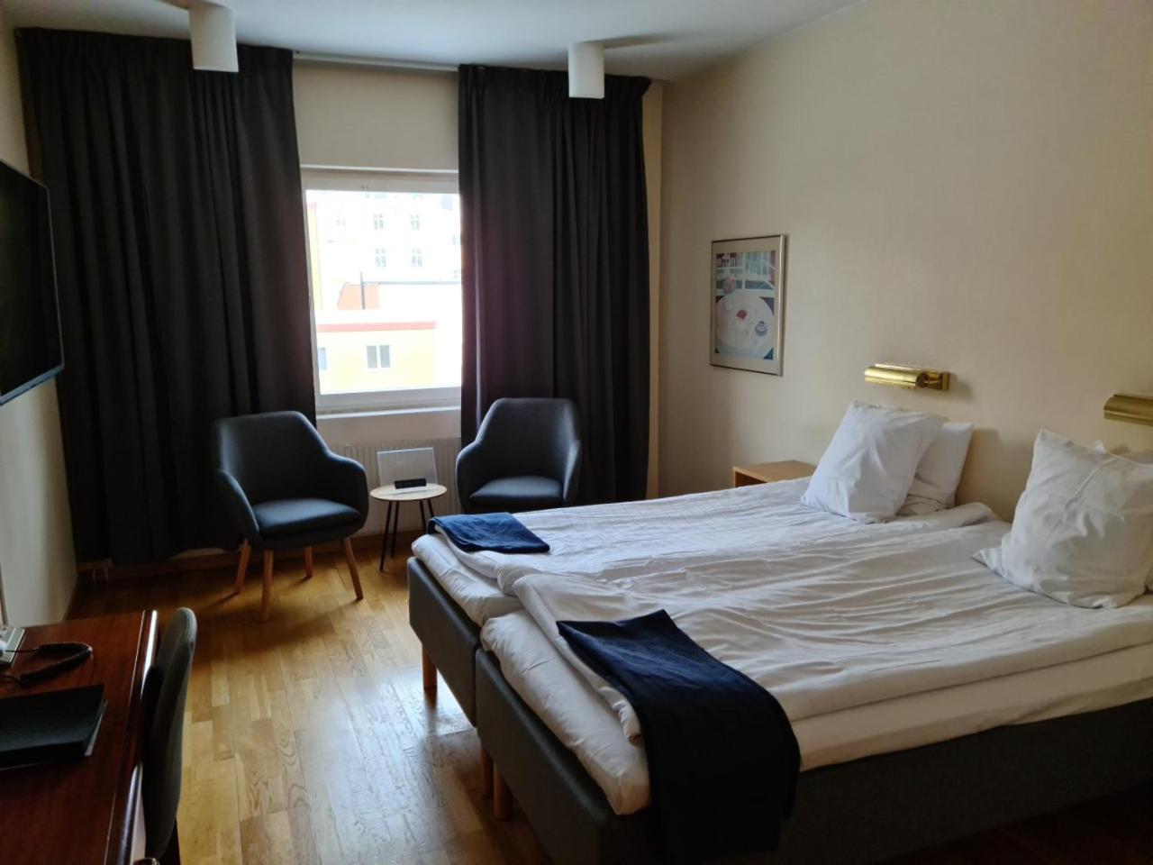 Standard  Double Room - Photo 1