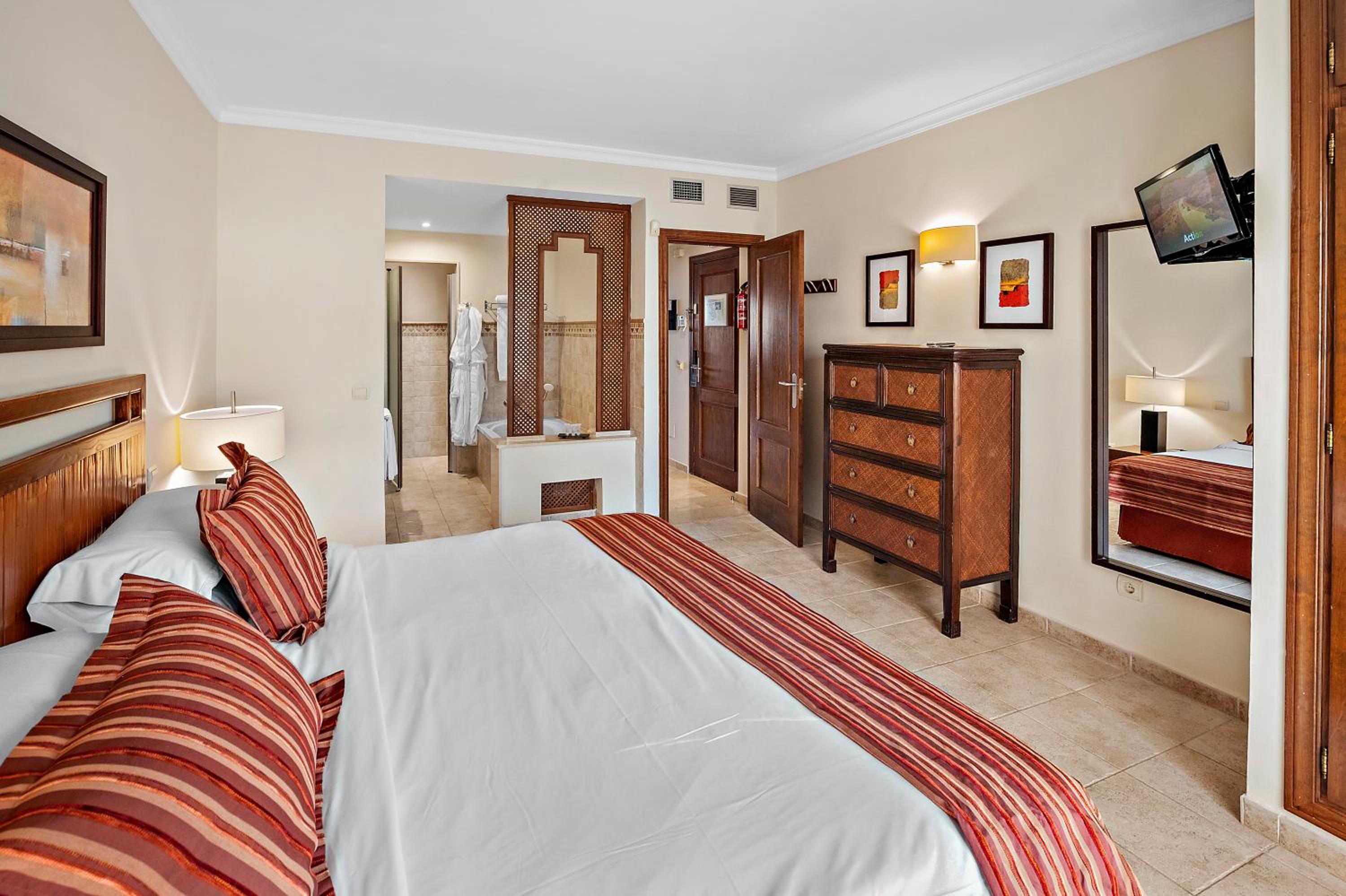 Premium Plus One Bedroom Suite