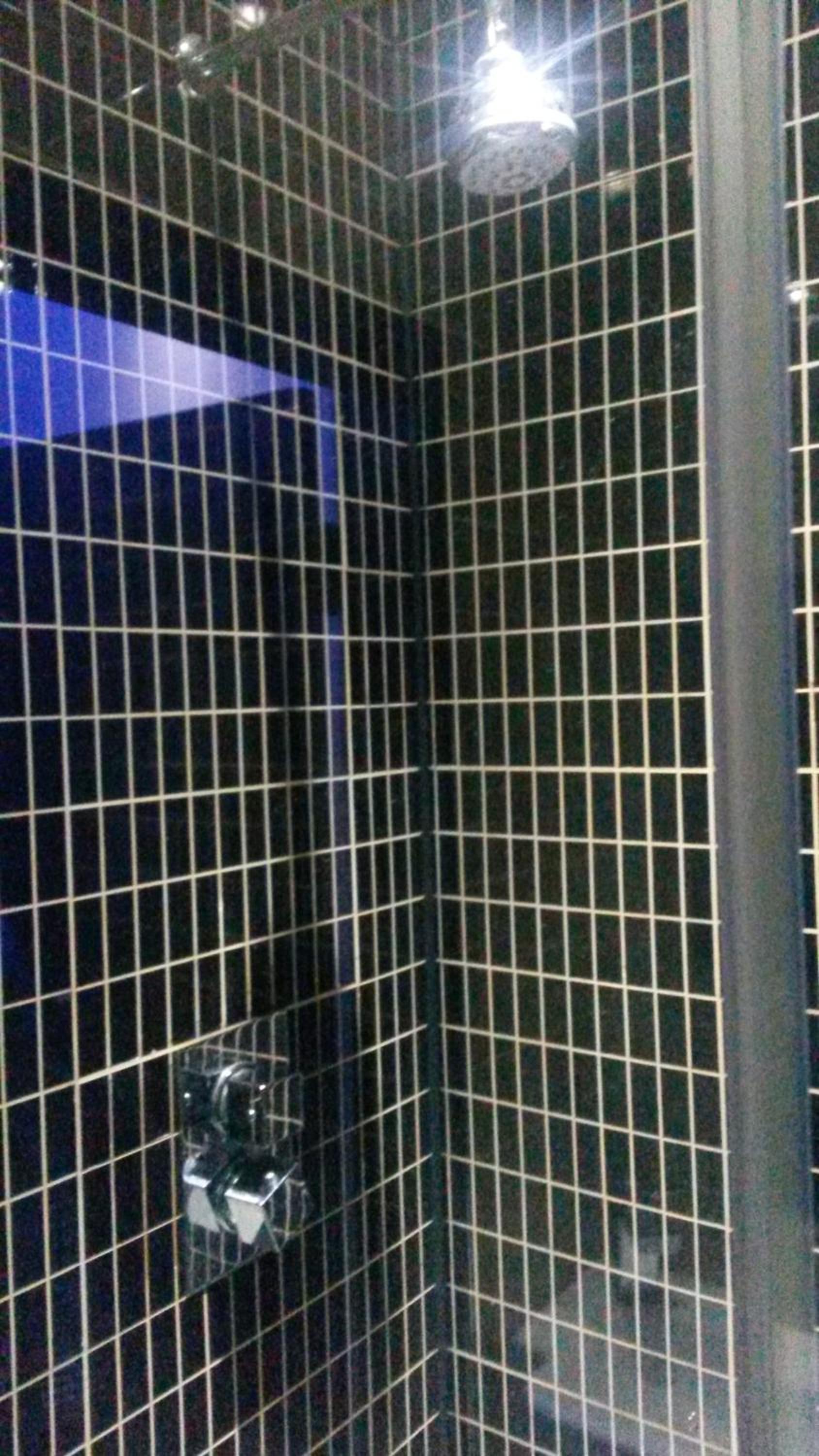 Single Room with Shared Bathroom photo 3