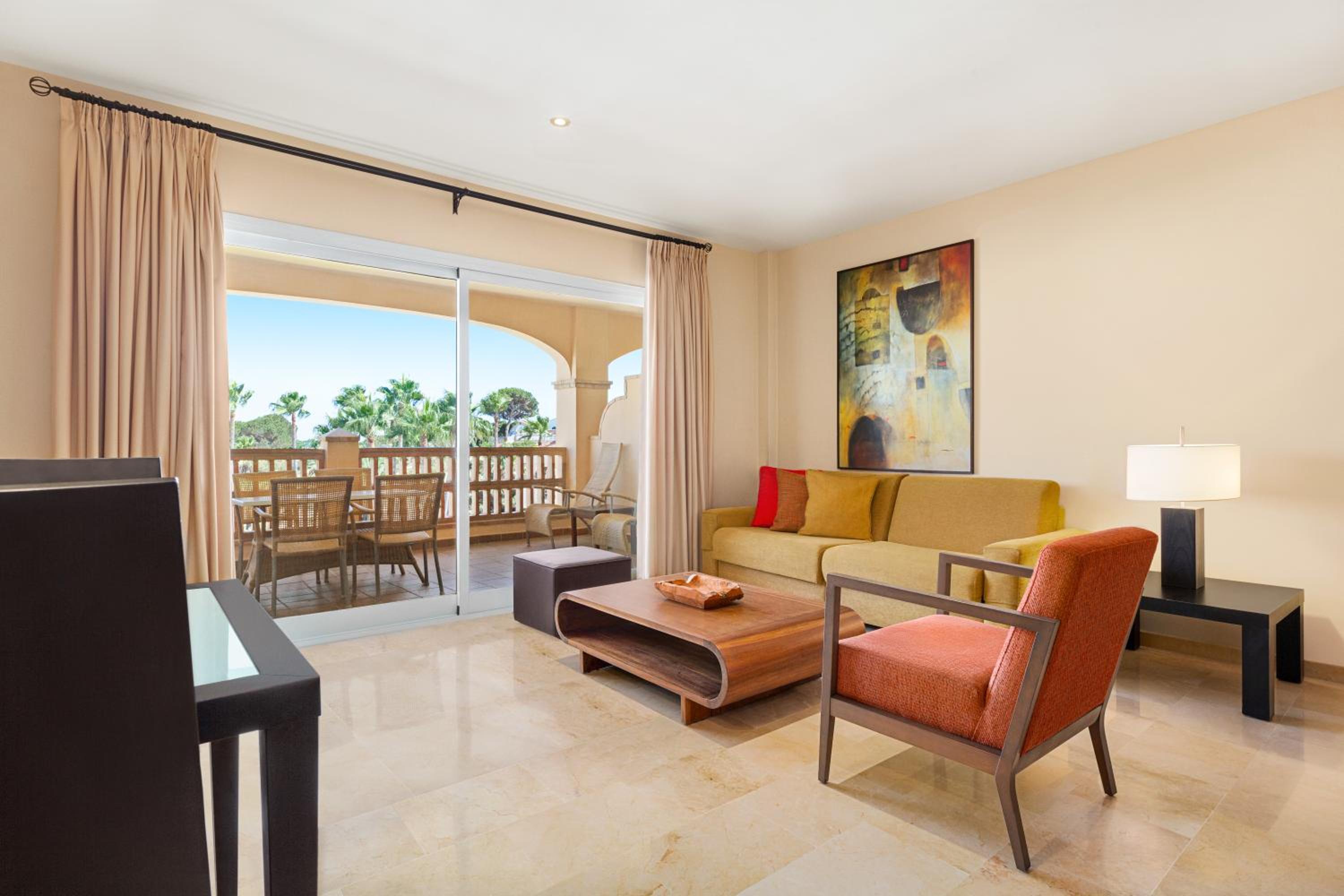 Premium Plus One Bedroom Suite