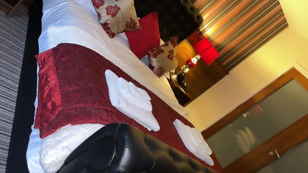 Deluxe Suite photo 2