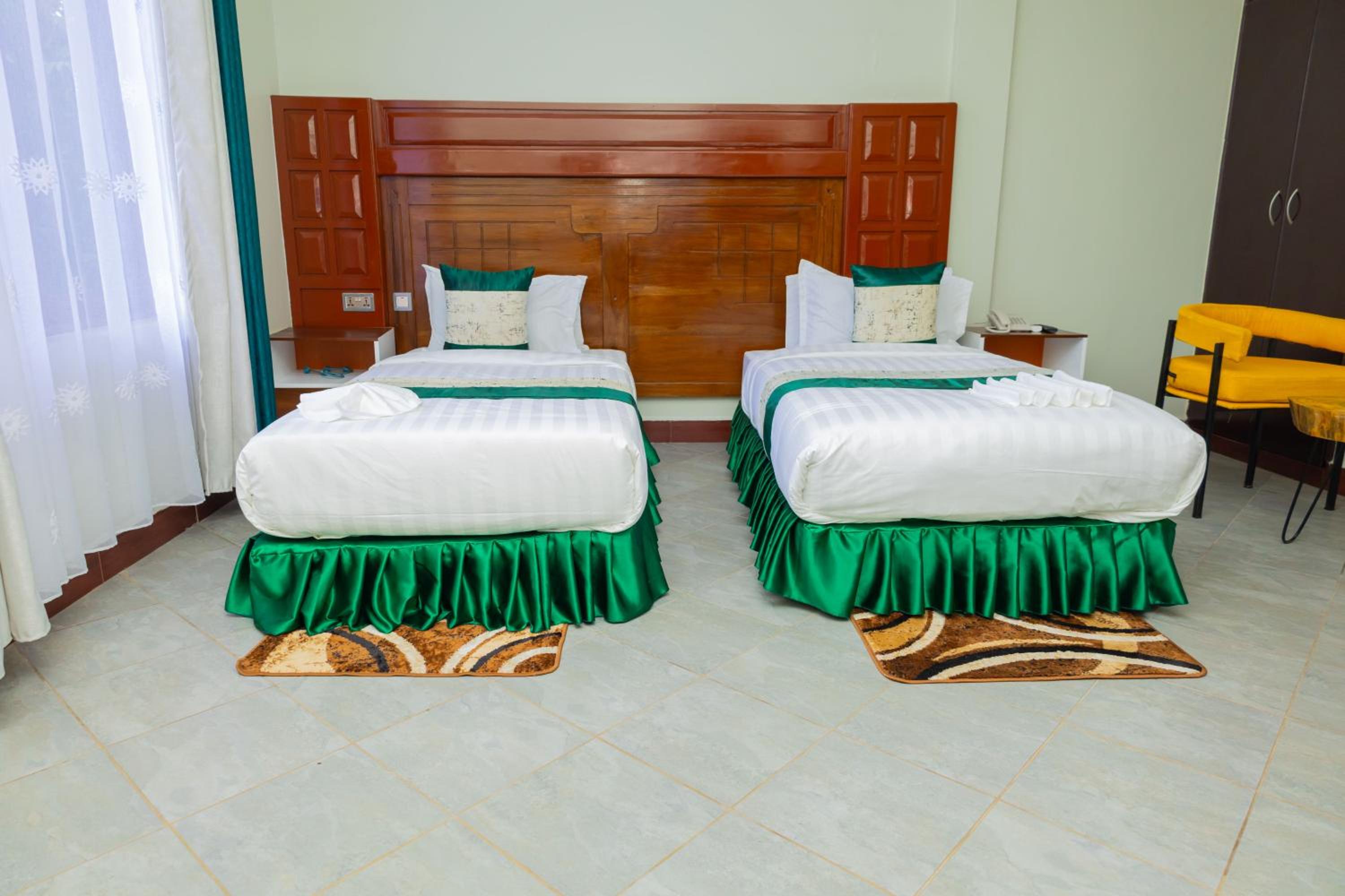 Deluxe Room - Photo 1