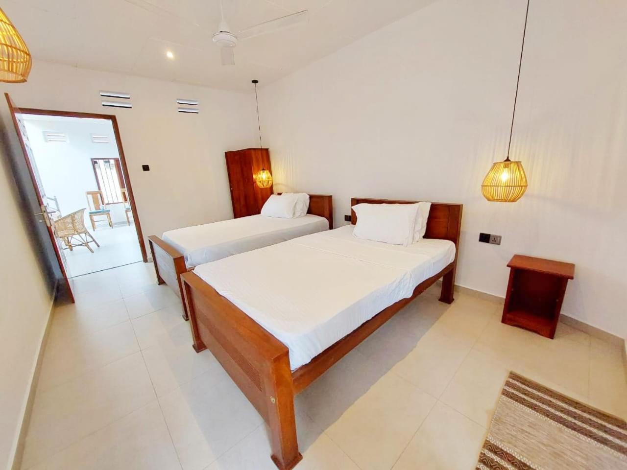 Villa - Beach Front photo 1