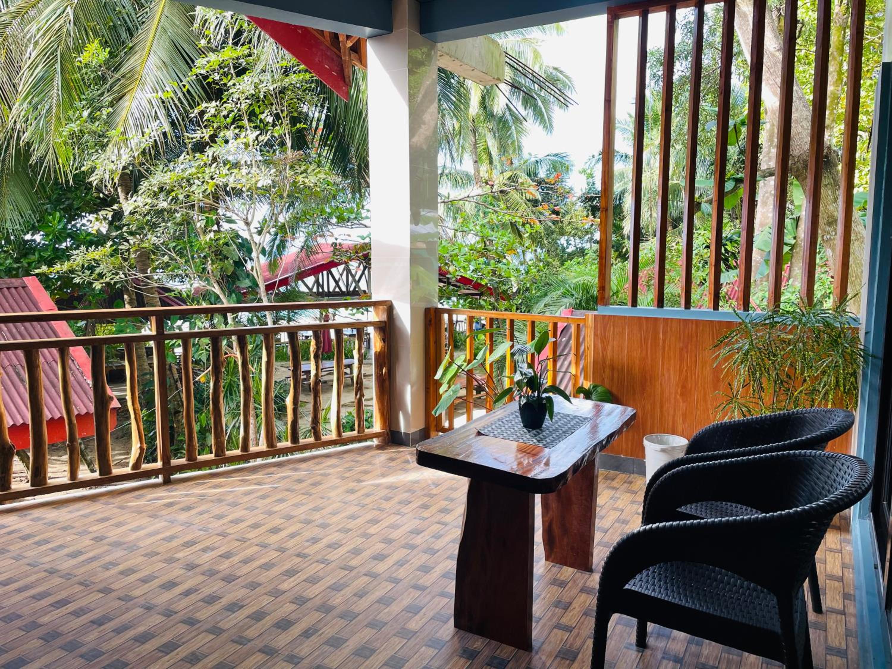 Deluxe Double Room with Sea View - Photo 5