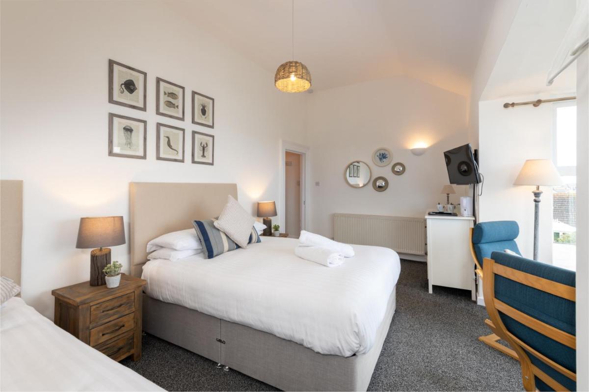 Standard Double Room photo 2