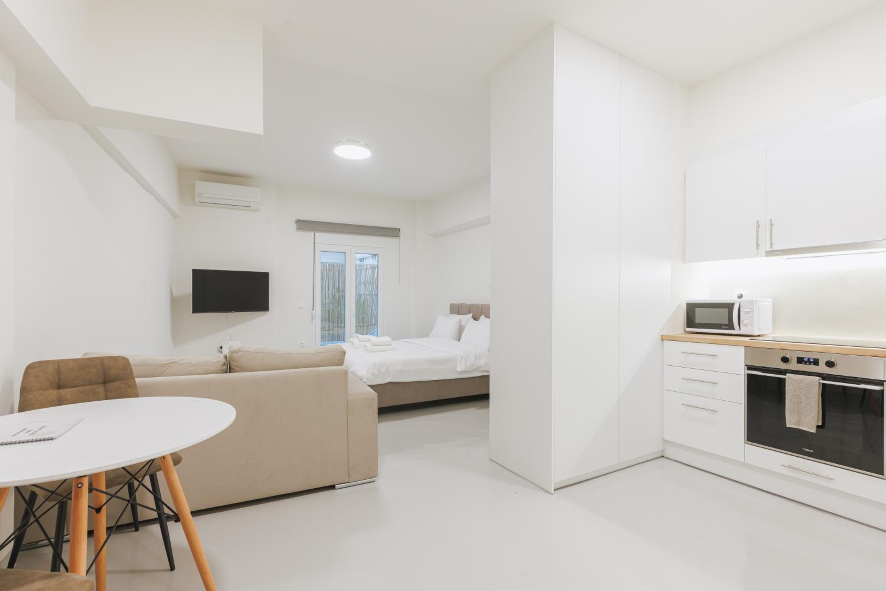 One-Bedroom Apartment