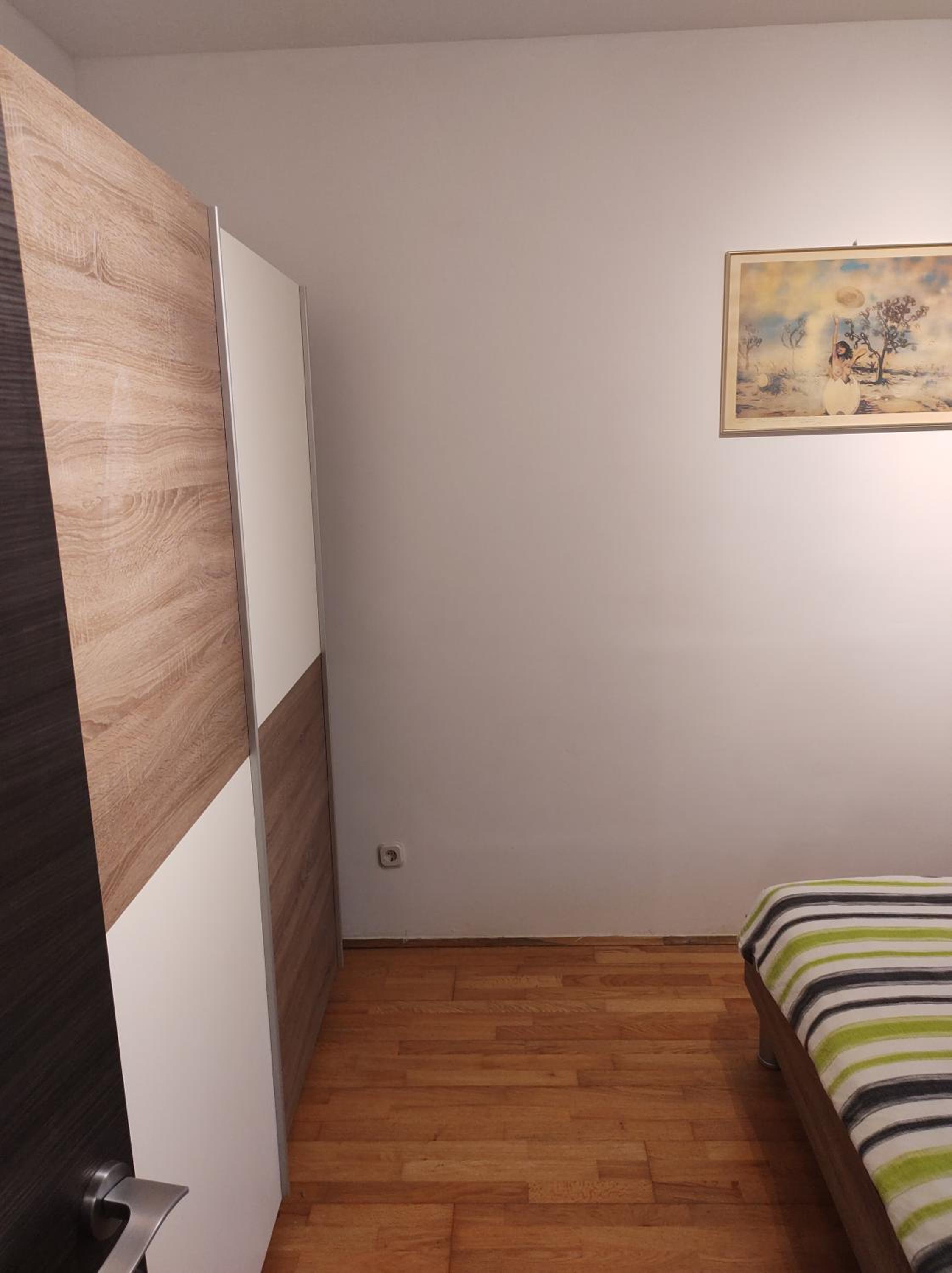 Apartment - Ground Floor - Photo 2