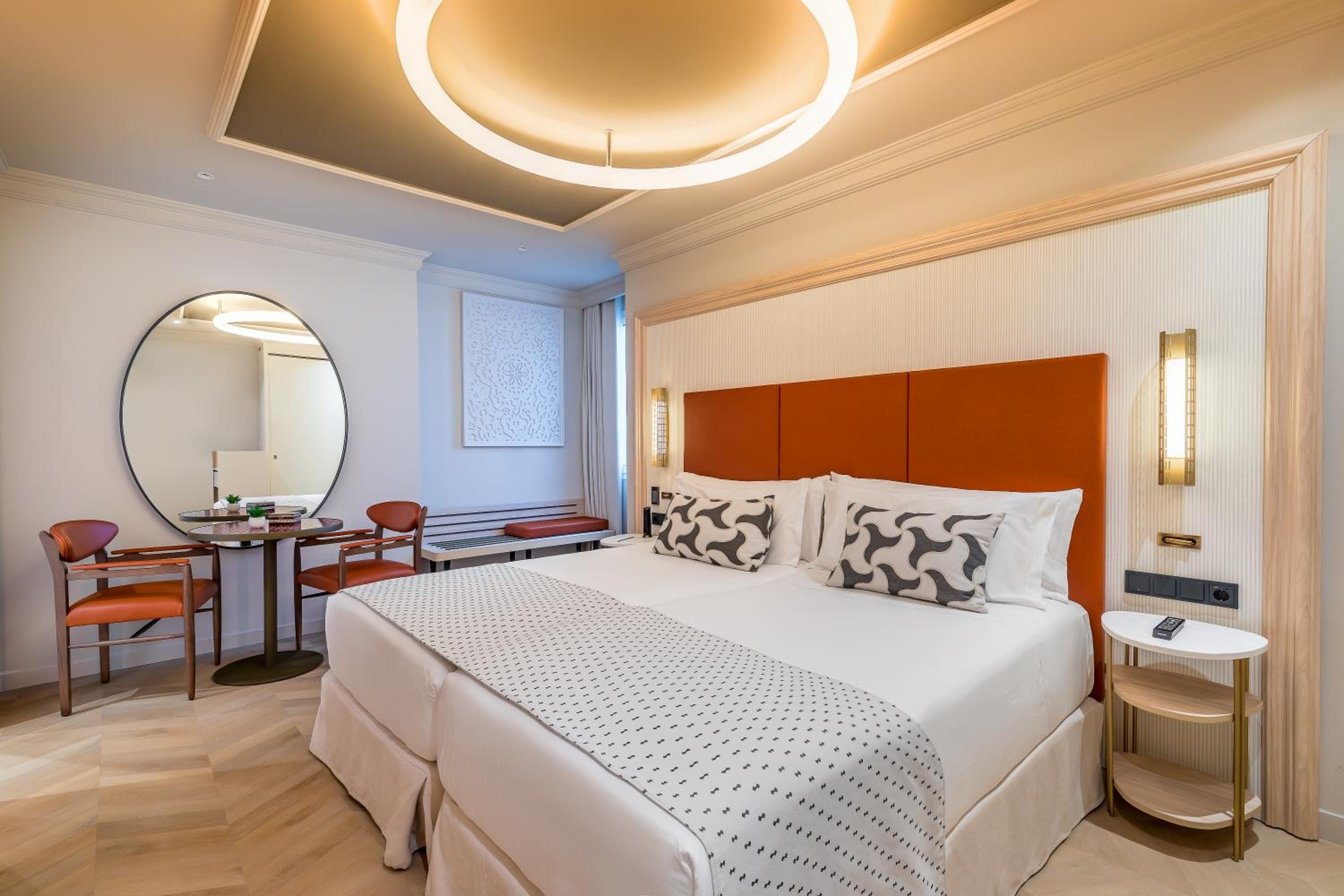Double Room - Photo 2