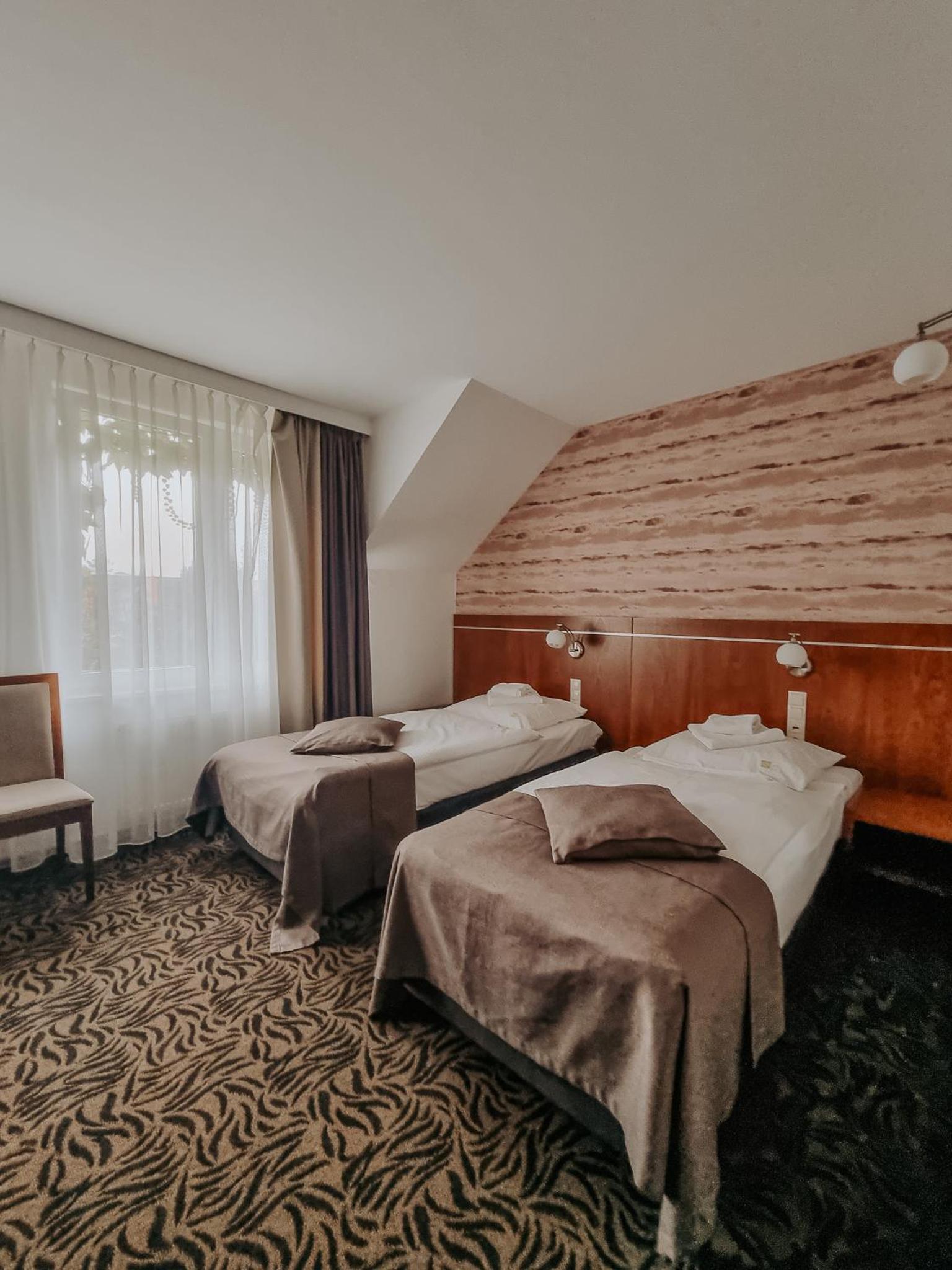 Double or Twin Room with Shower photo 3
