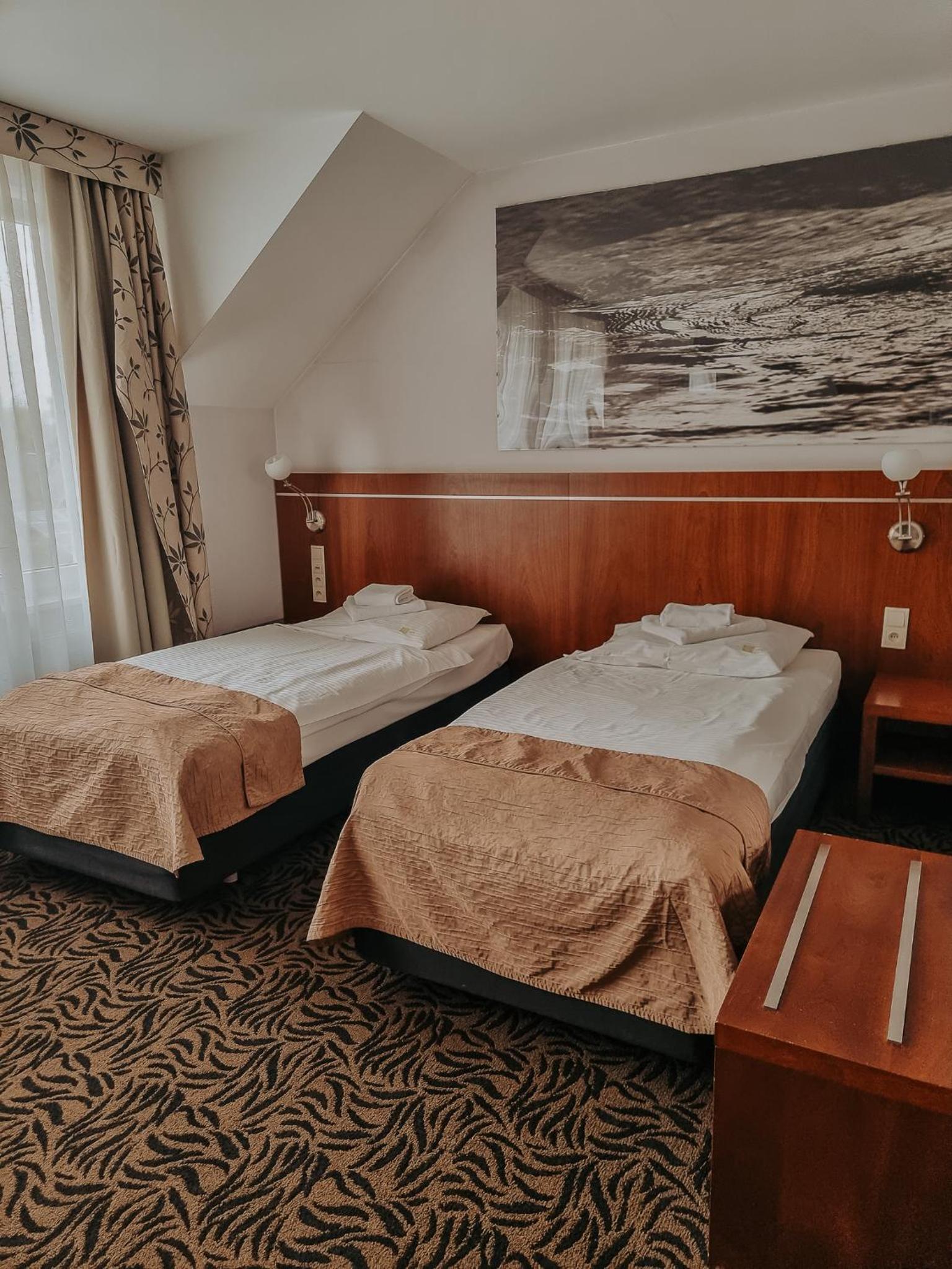 Double or Twin Room with Shower photo 2