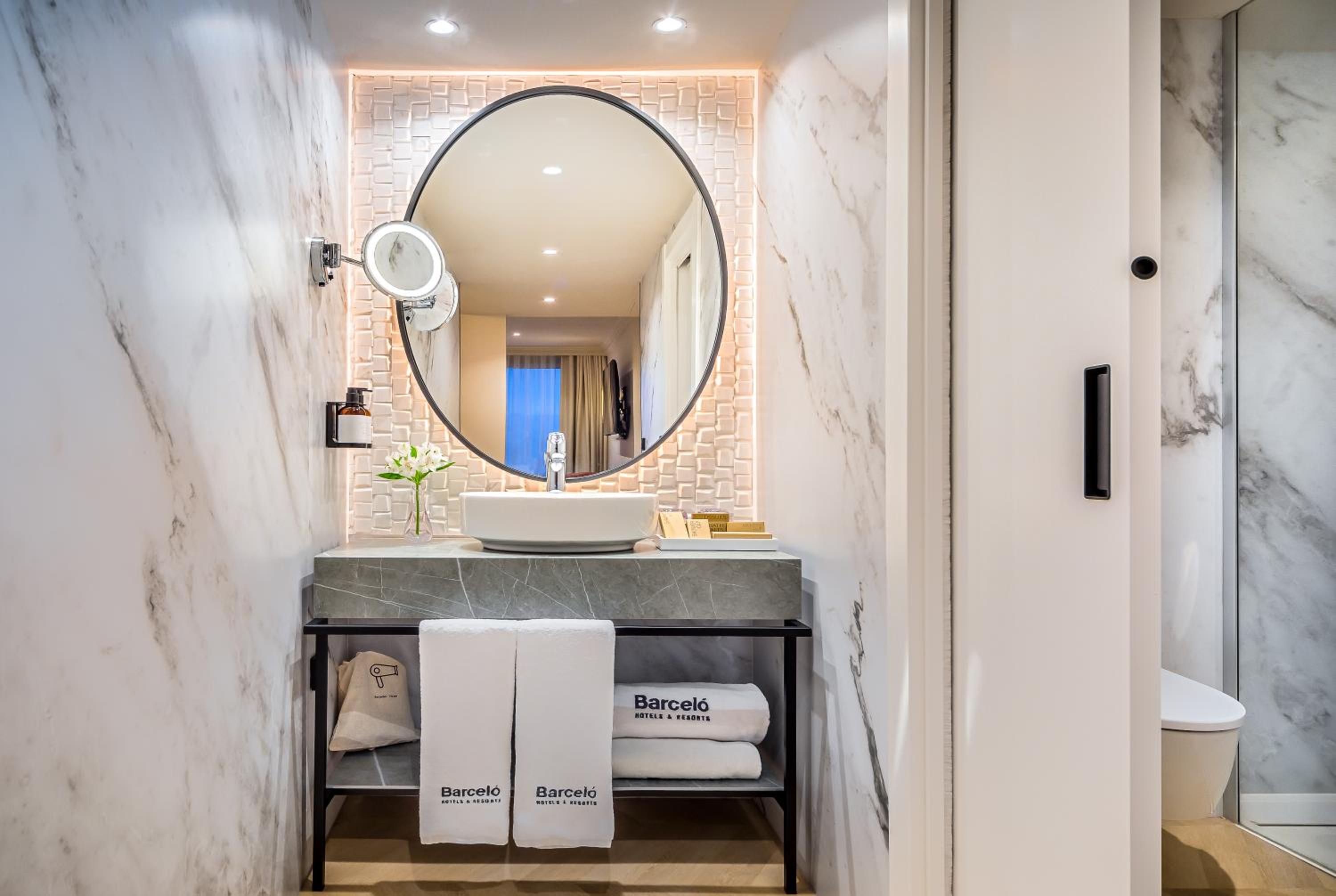 Junior Suite - Photo 13