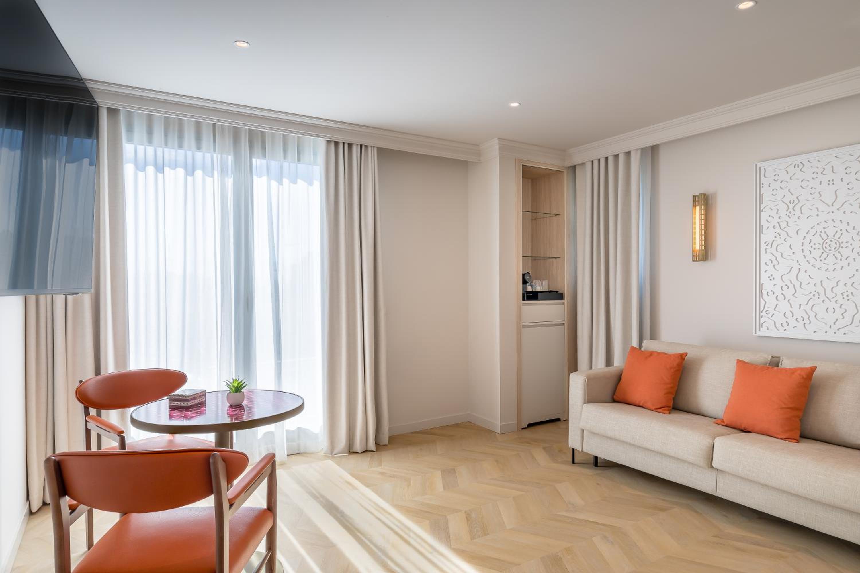 Junior Suite - Photo 6