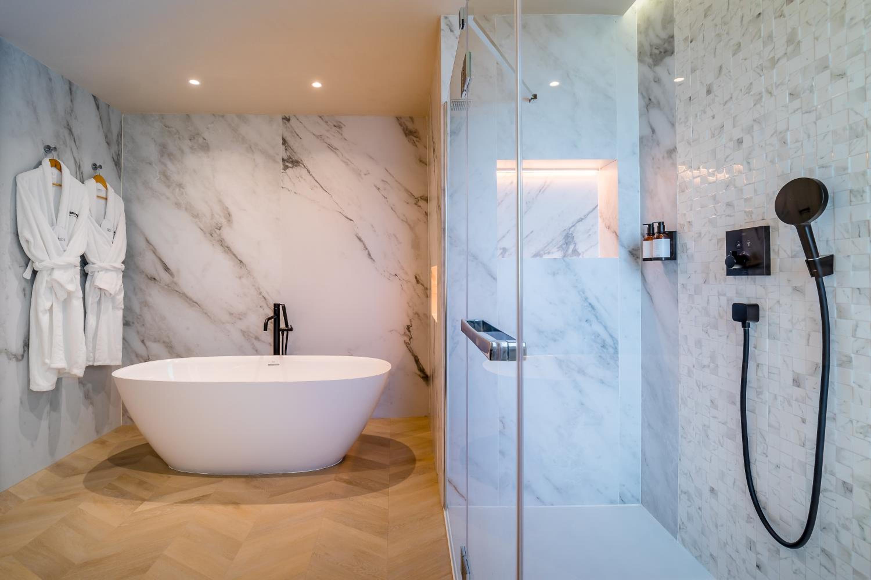 Junior Suite - Photo 8