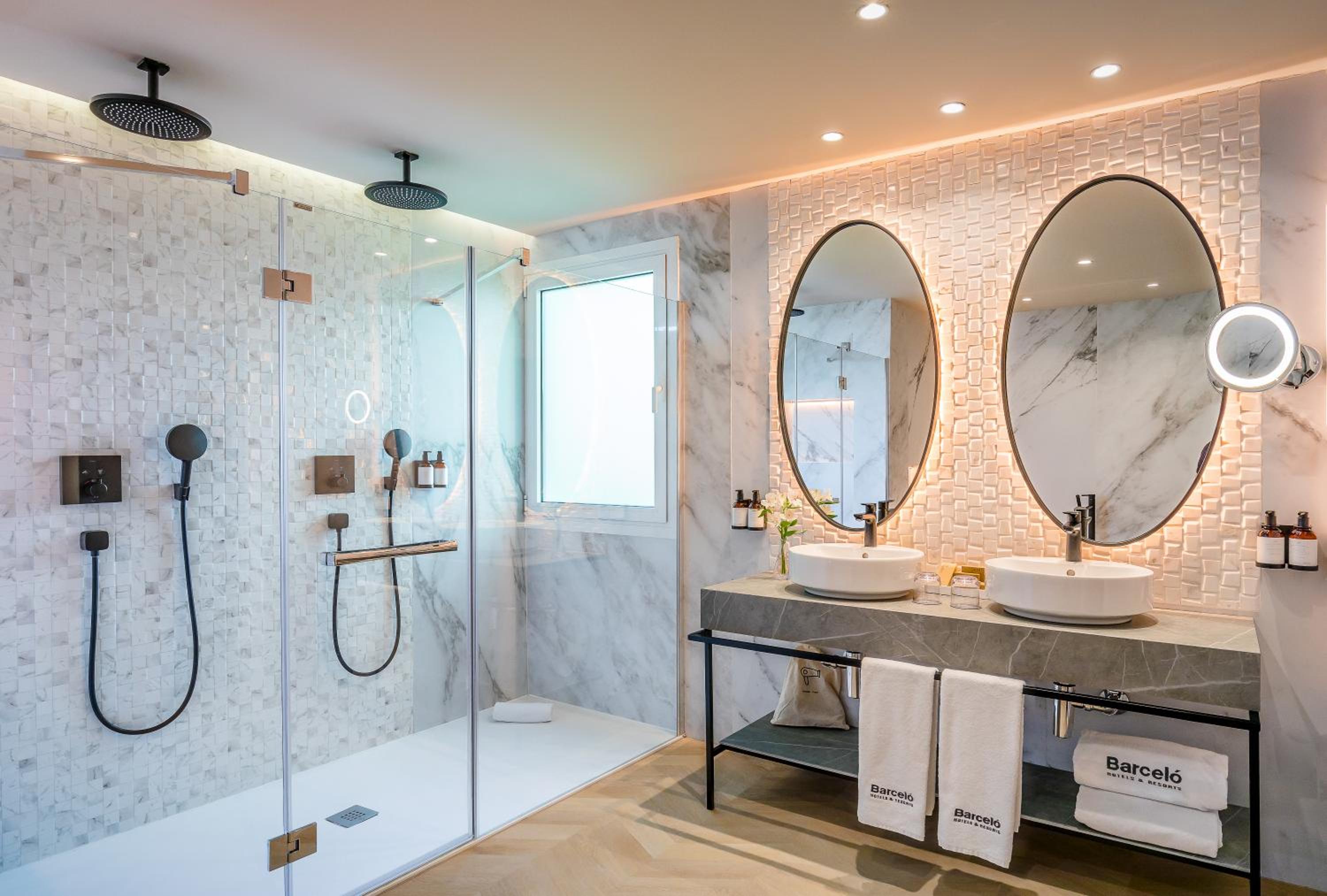 Junior Suite - Photo 11