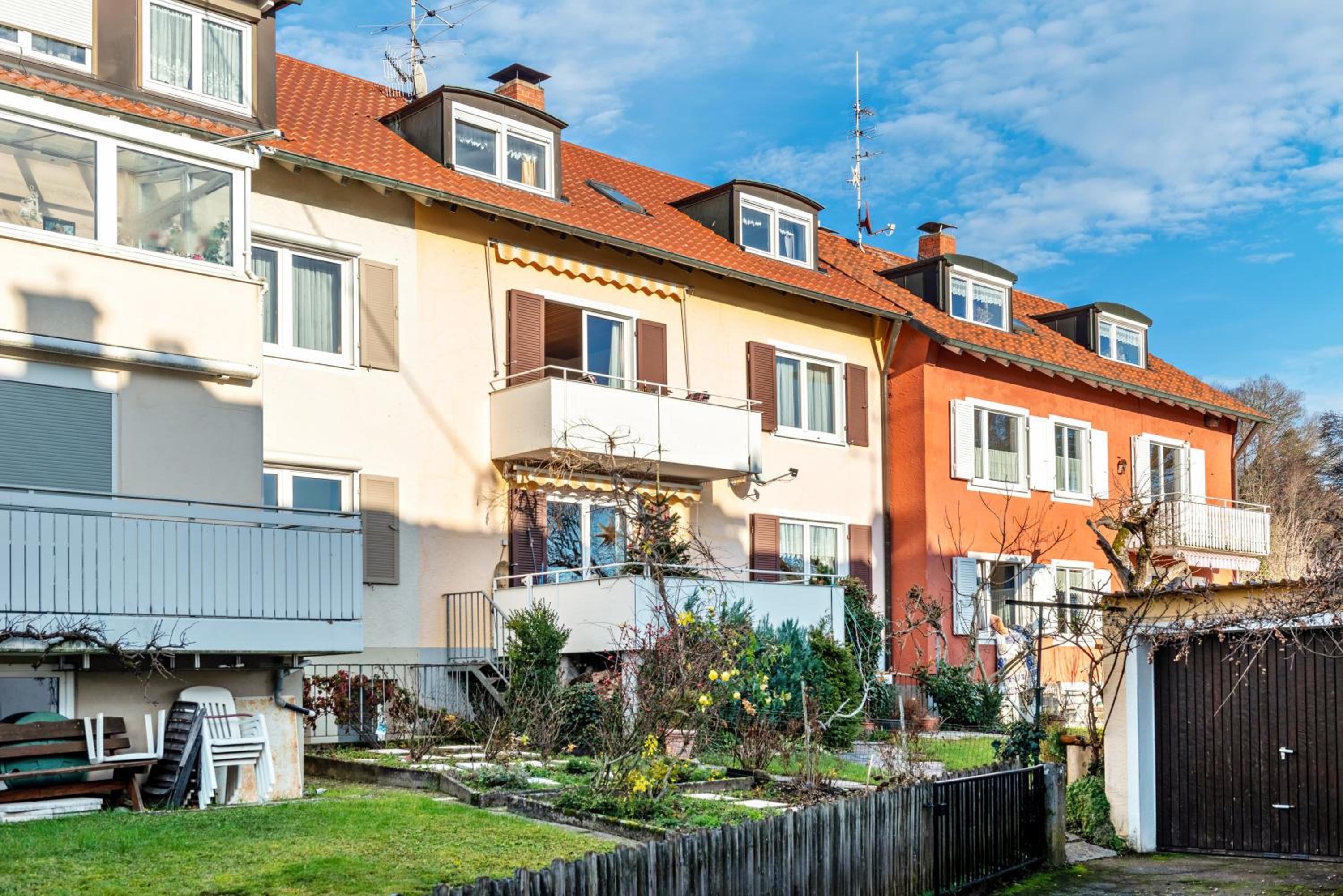 Two-Bedroom Deluxe Apartment with Balcony photo 3