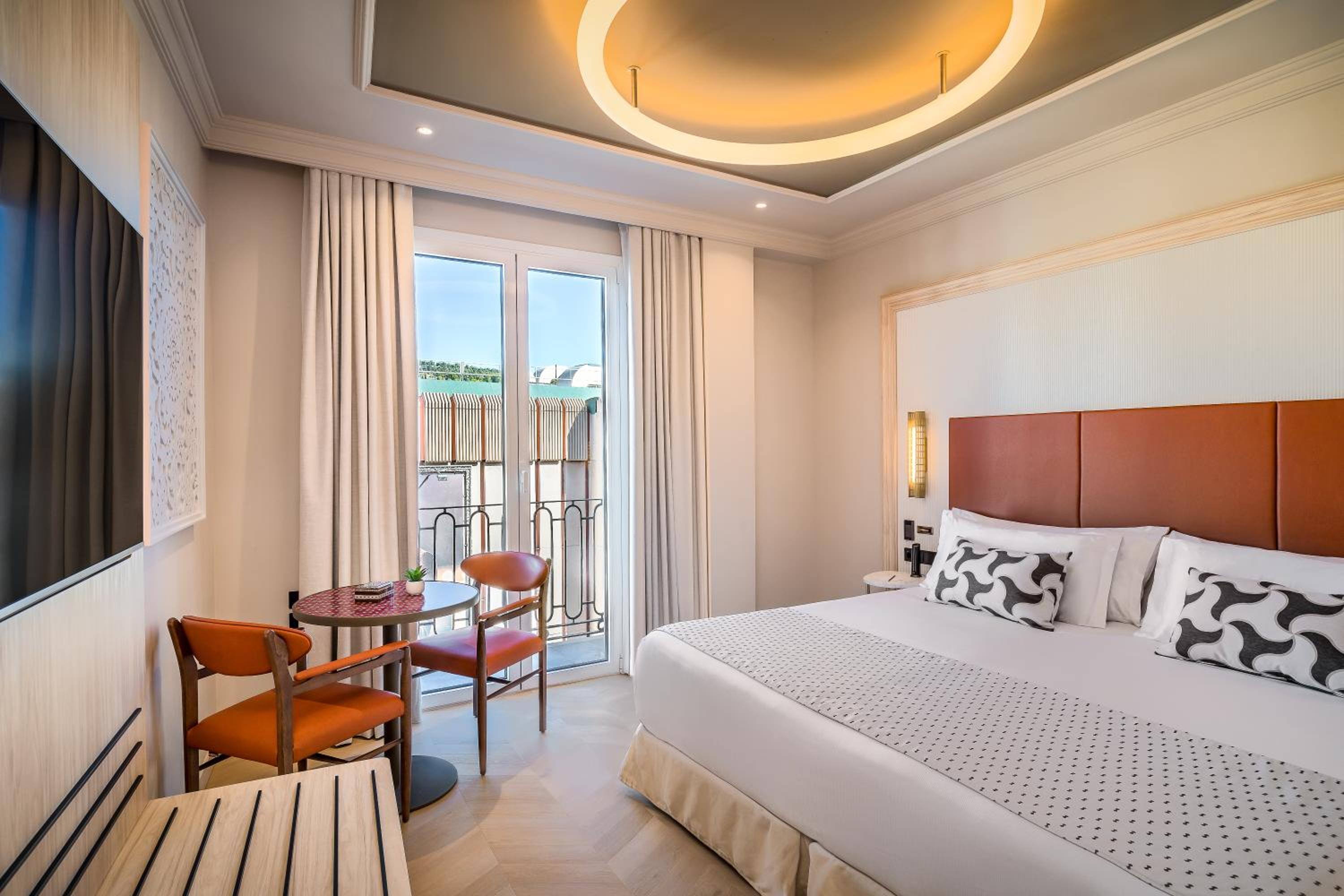 Superior Room - Photo 10