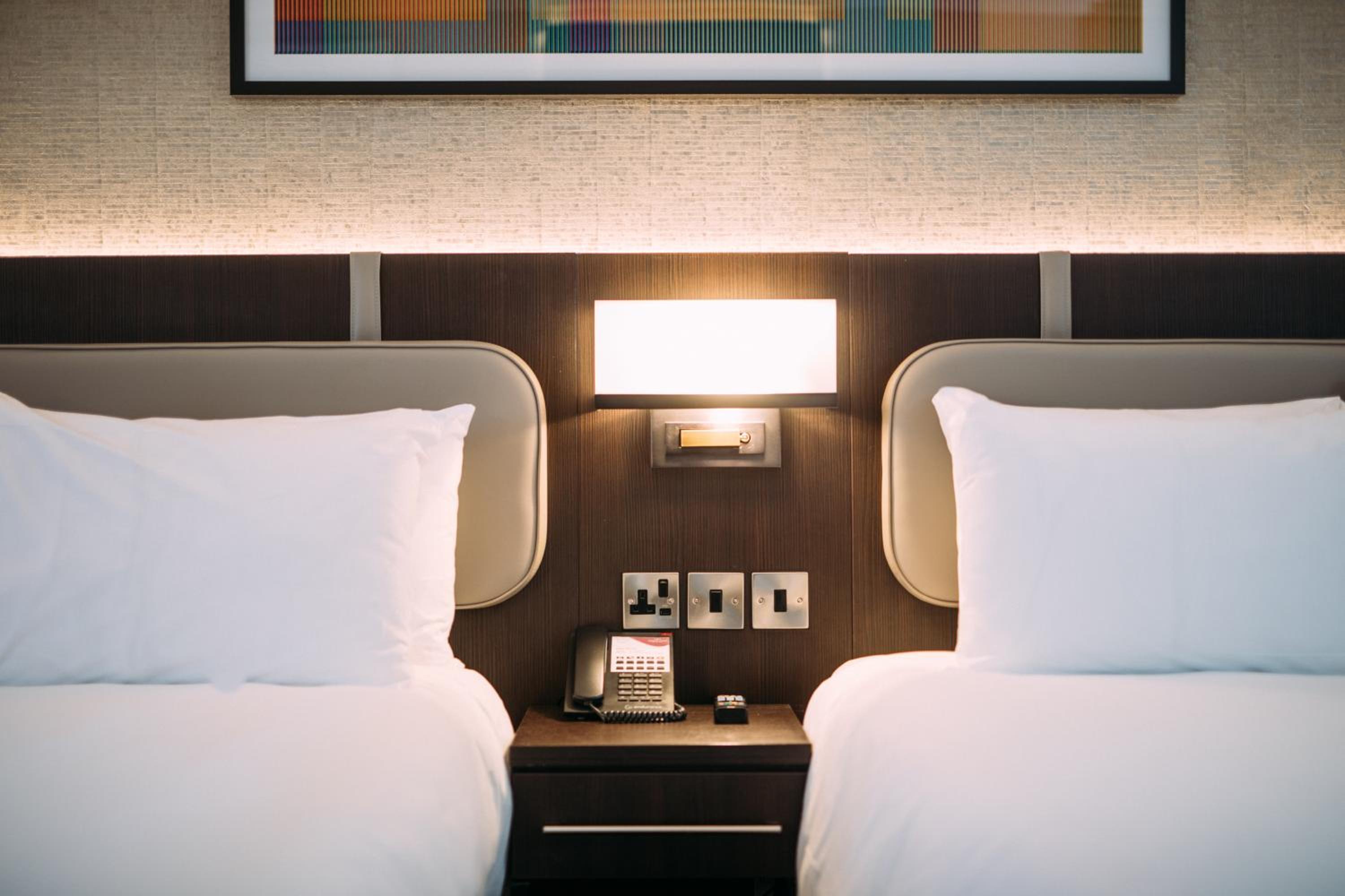 Standard Double Room with Two Double Beds - Photo 2