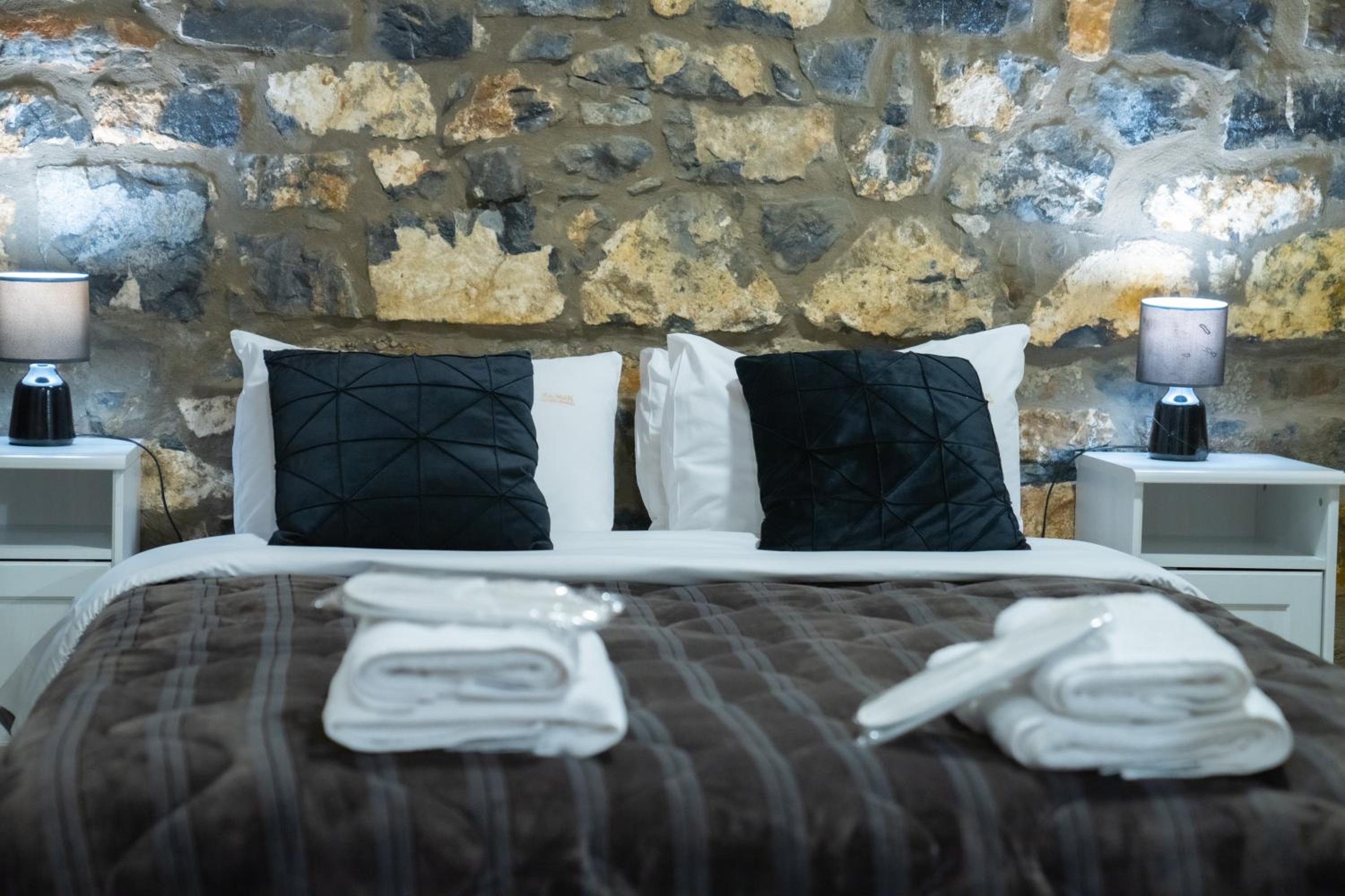 Deluxe King Room photo 3