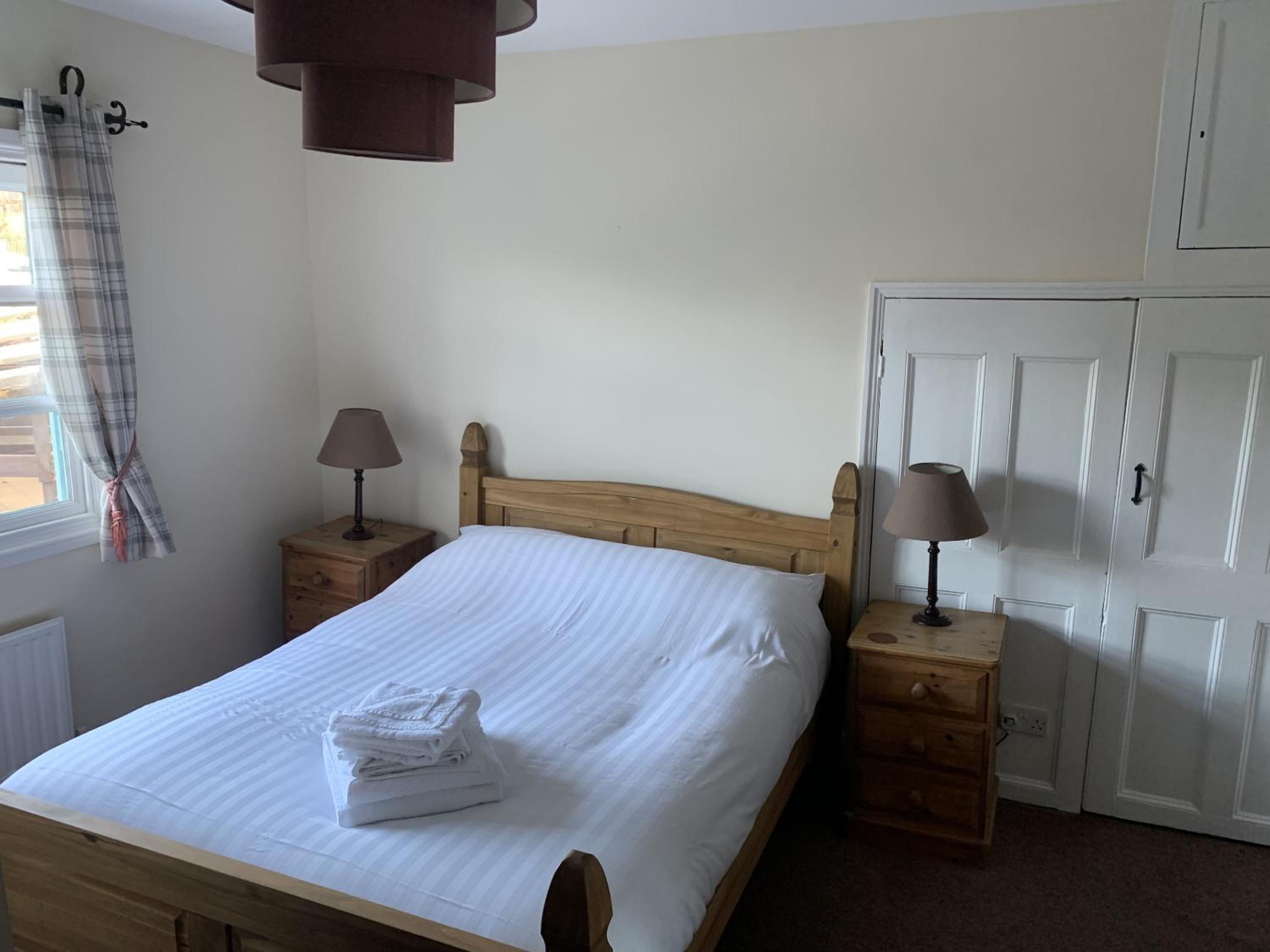Double Room with Private Bathroom - Photo 1
