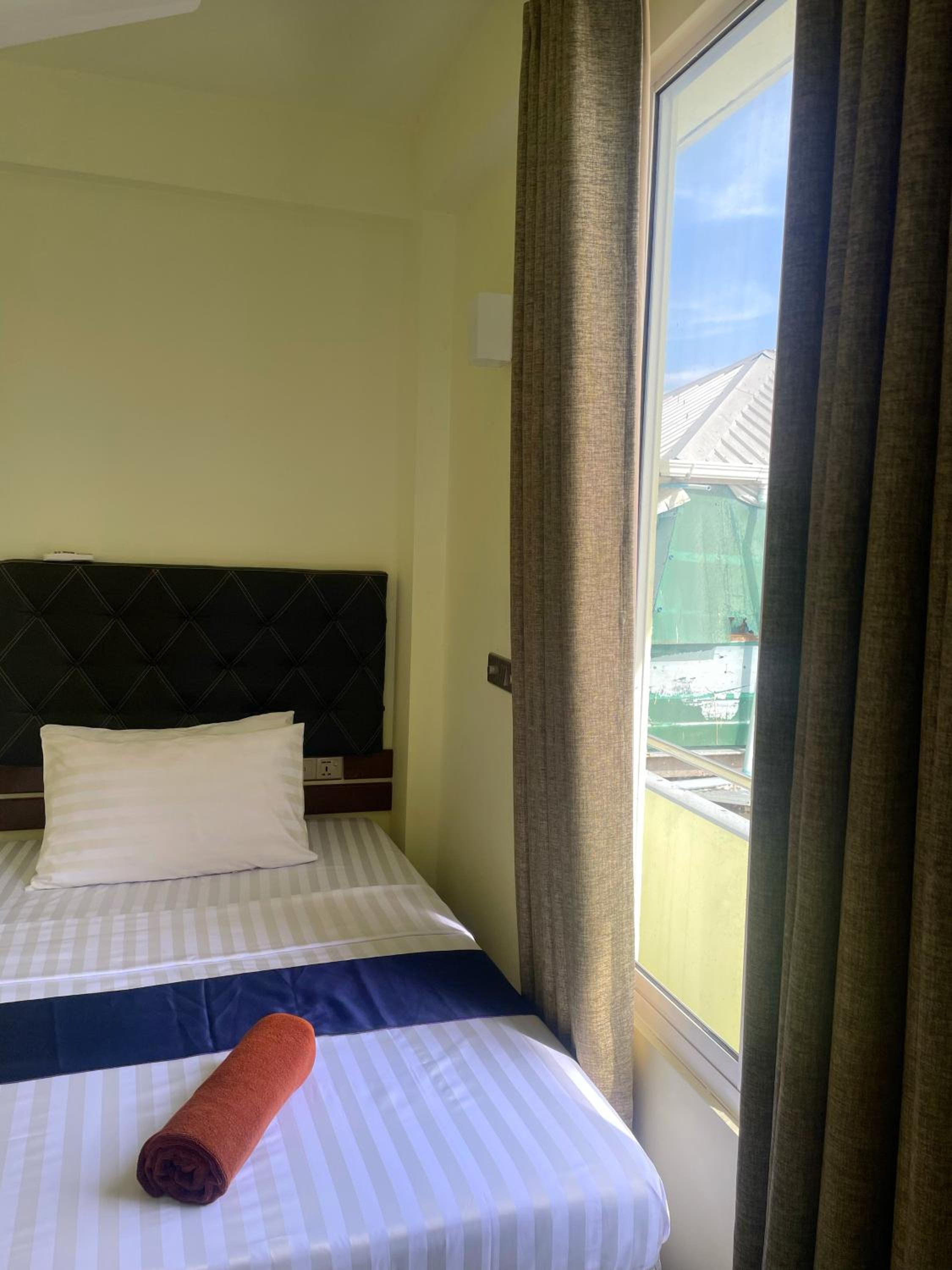 Deluxe Single Room photo 3