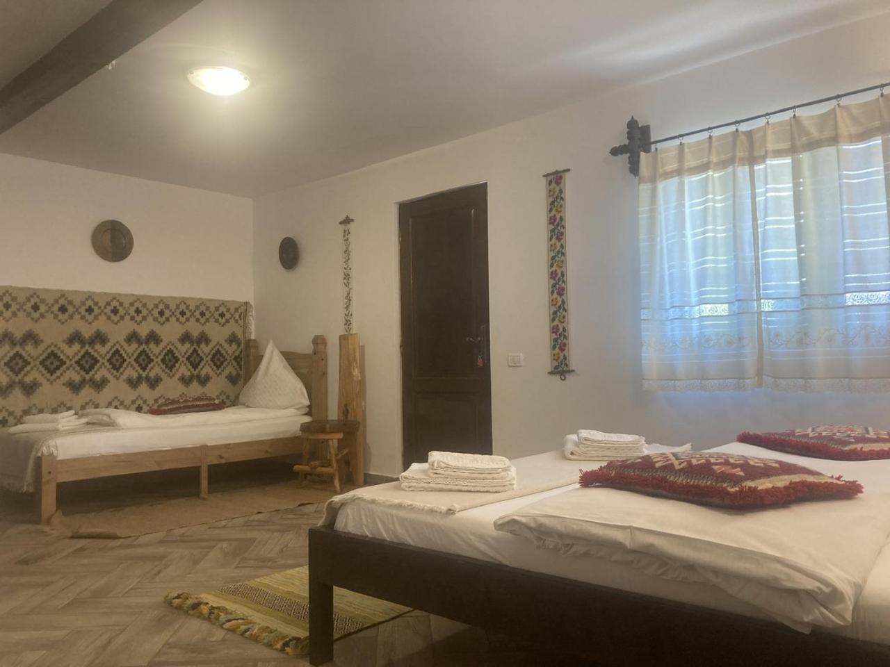 Triple Room with Private Bathroom photo 2