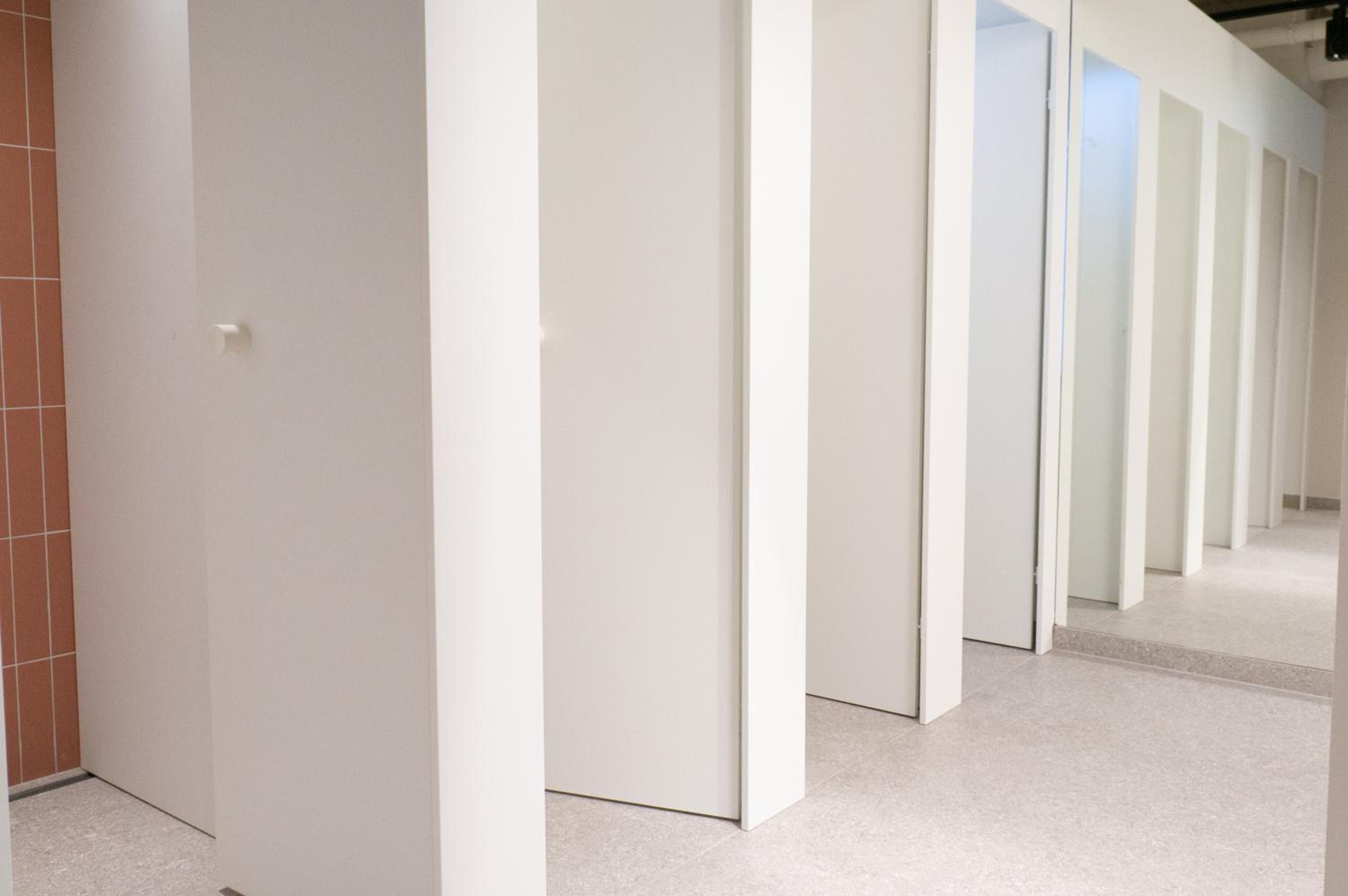 Double Room with Shared Bathroom photo 2