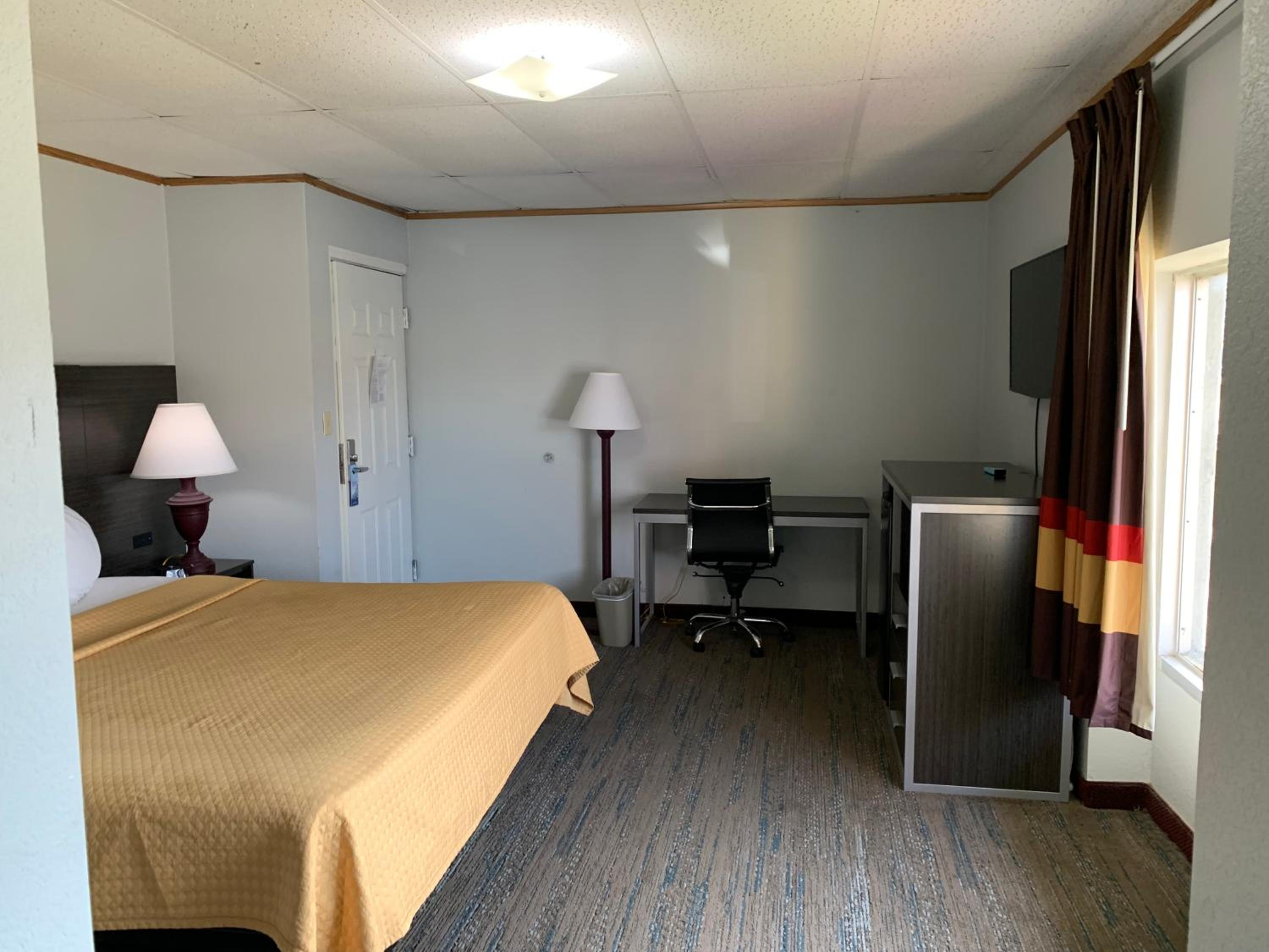 King Room with Mountain View photo 1