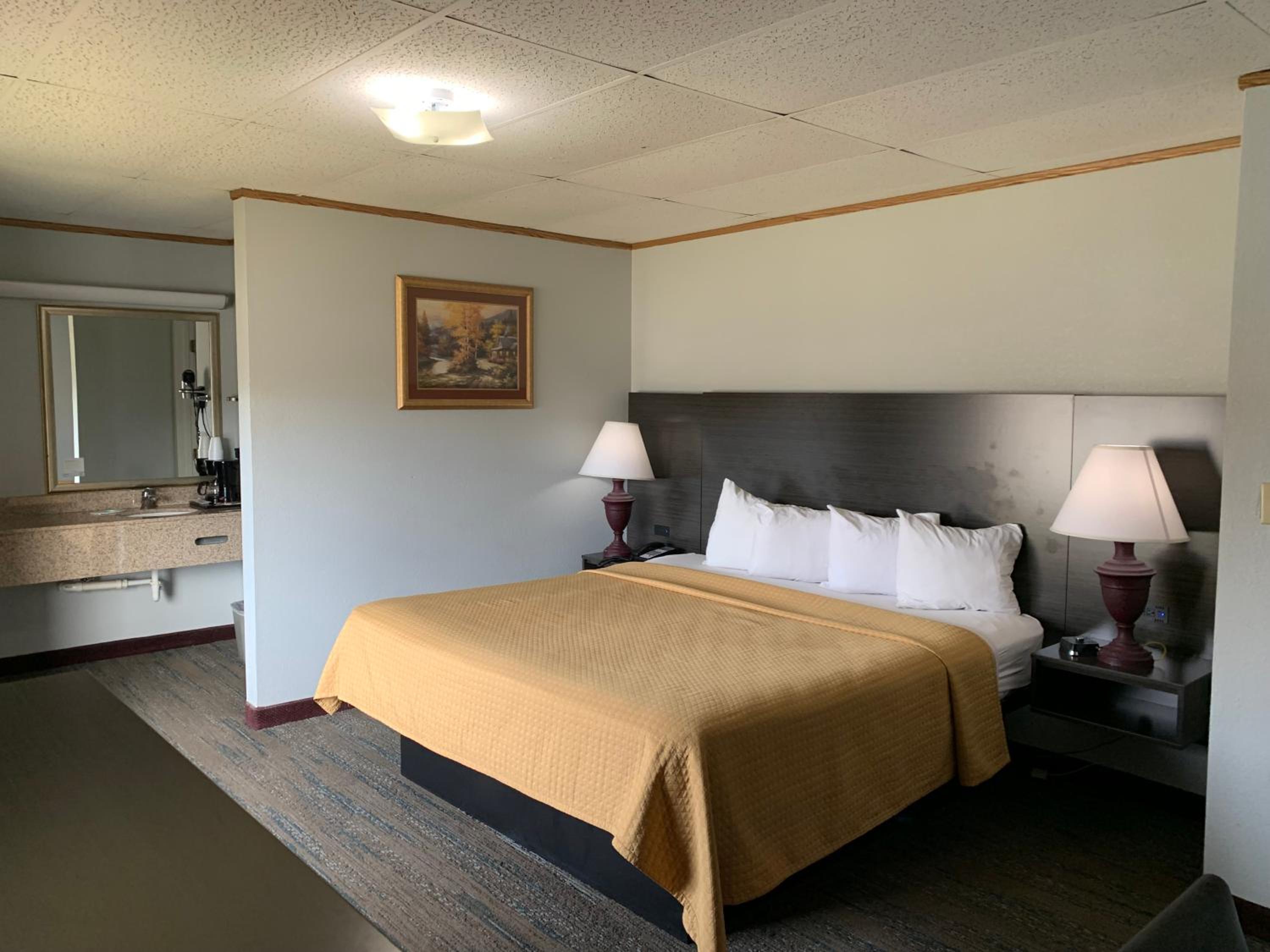 King Room with Mountain View photo 3