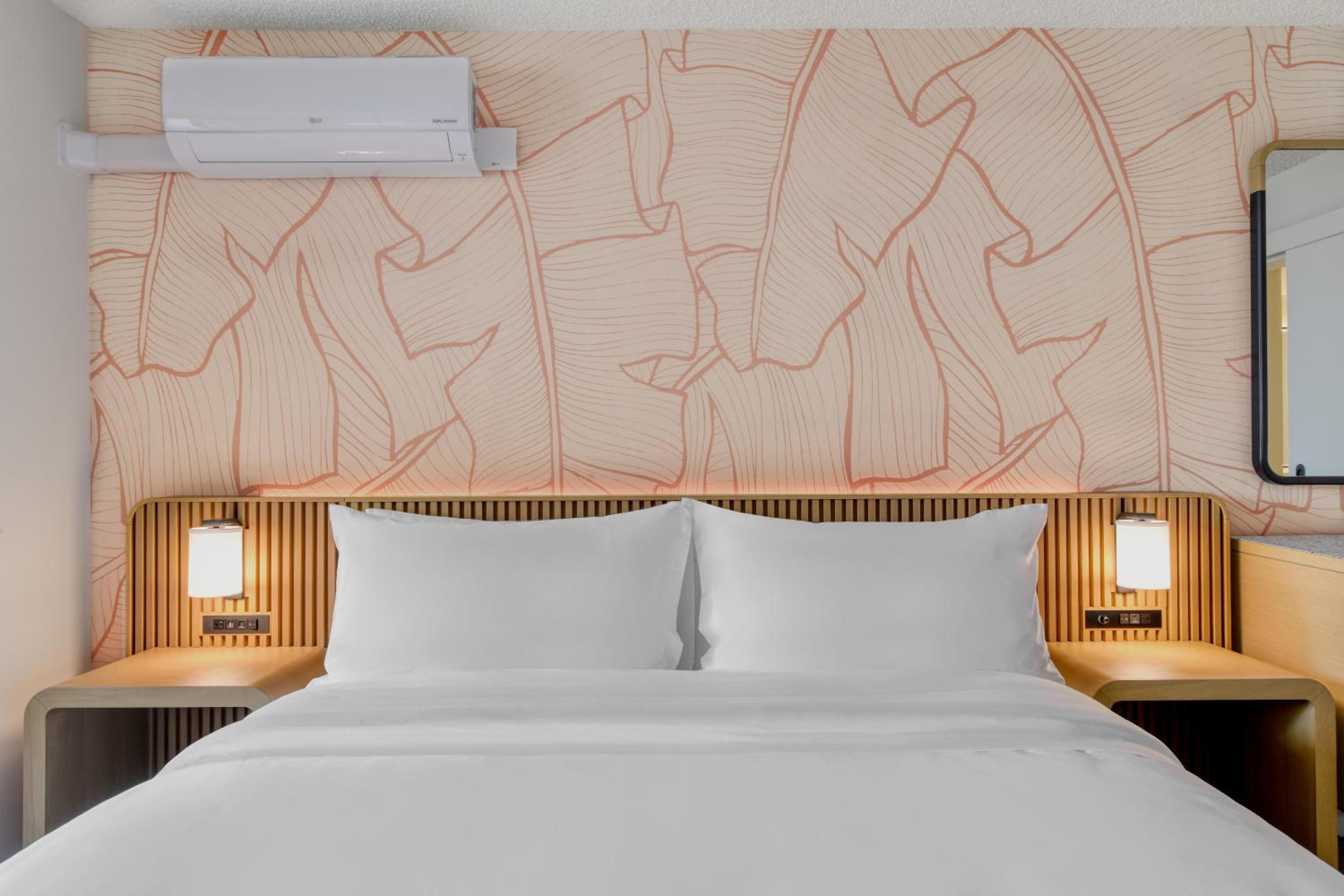 Partial Ocean View With King Bed And Sofa Bed - Photo 3