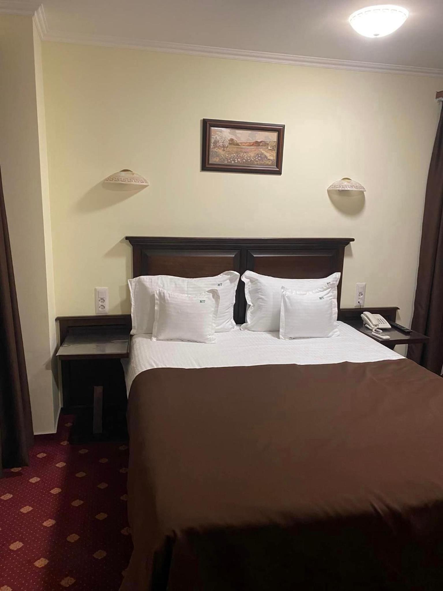 Classic Triple Room photo 2