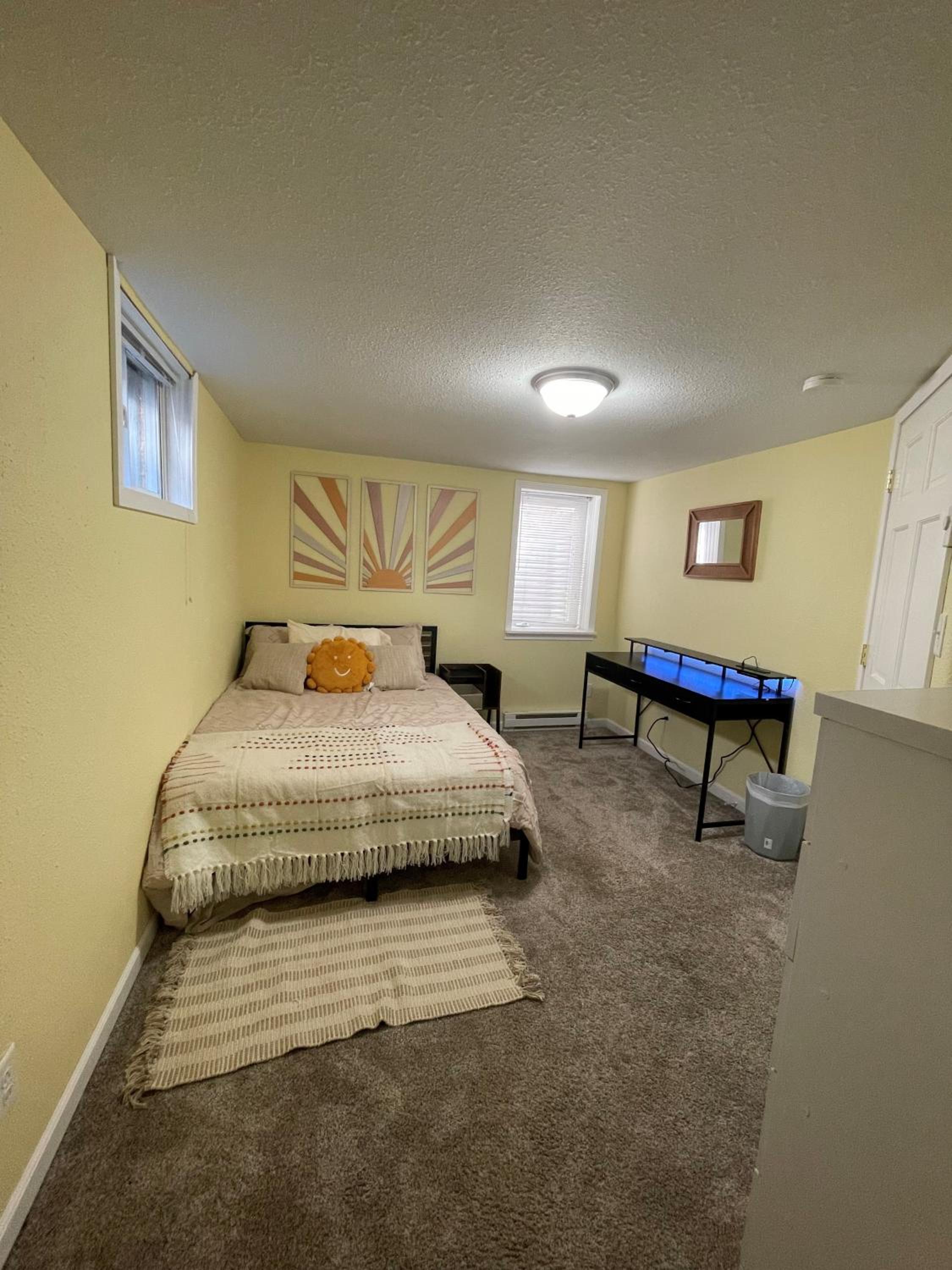 Four-Bedroom House photo 3