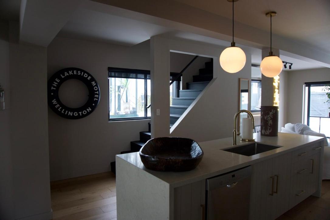 Three-Bedroom House photo 3