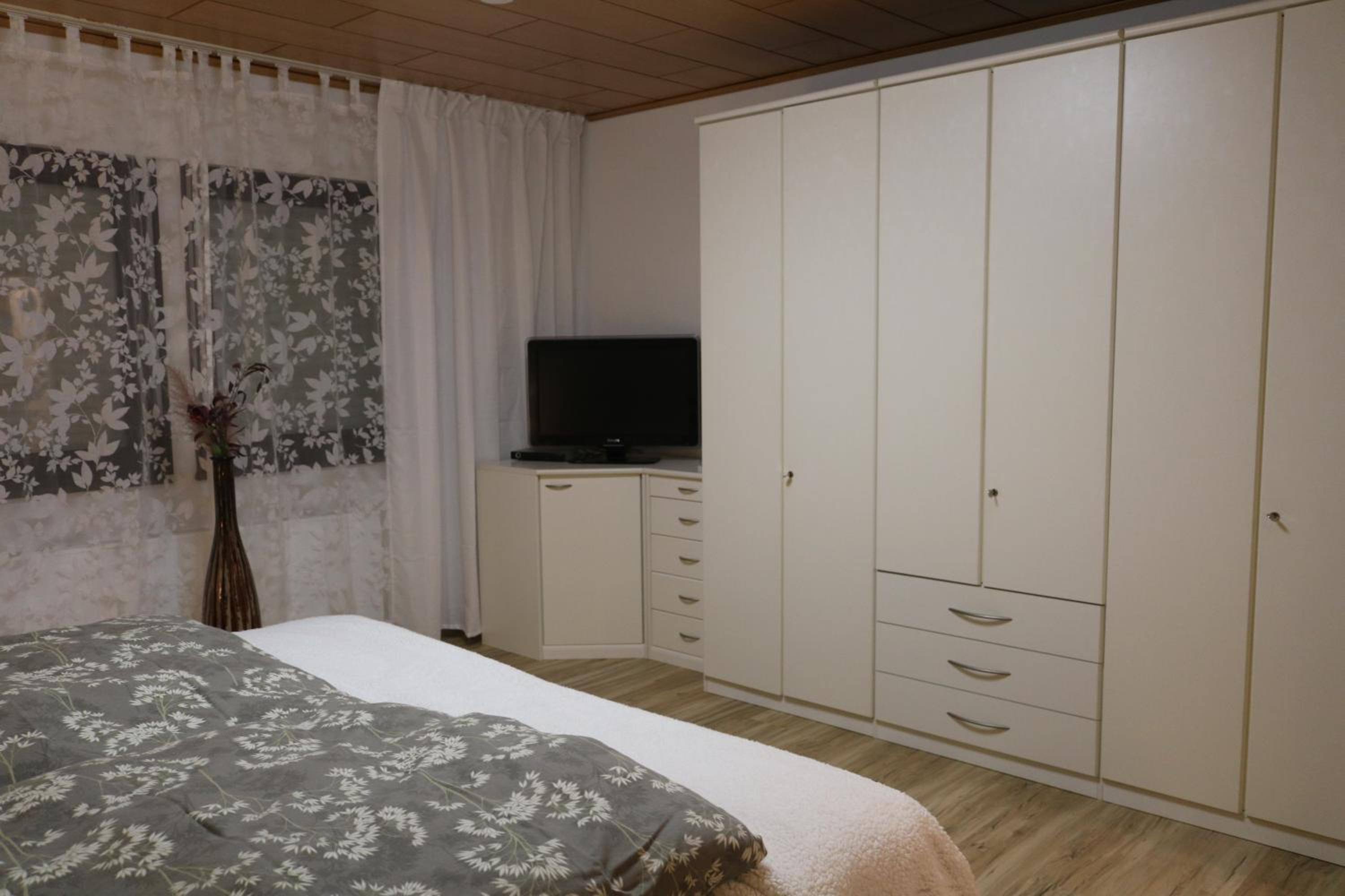 Apartment with Terrace photo 3