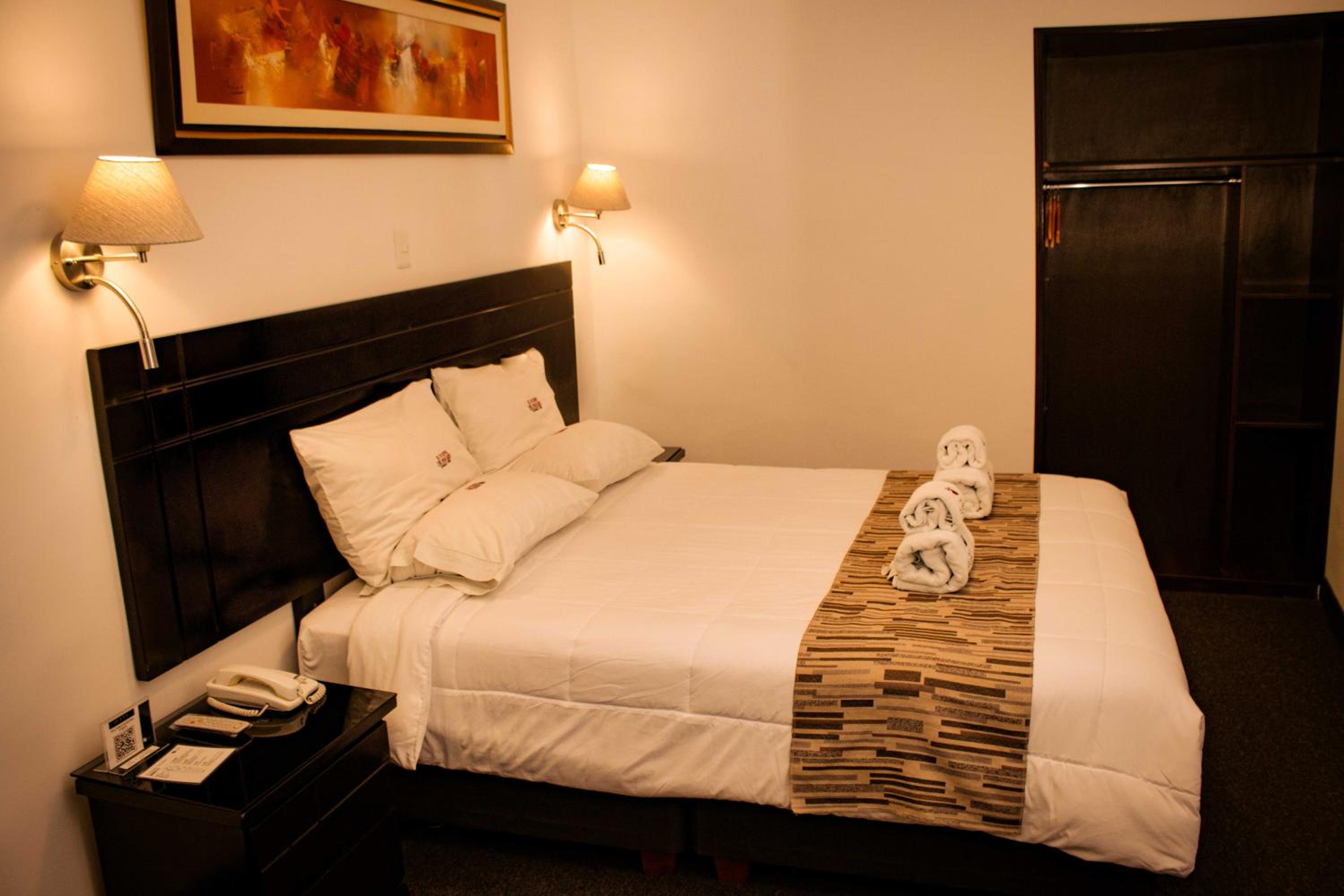 Standard Double Room photo 2