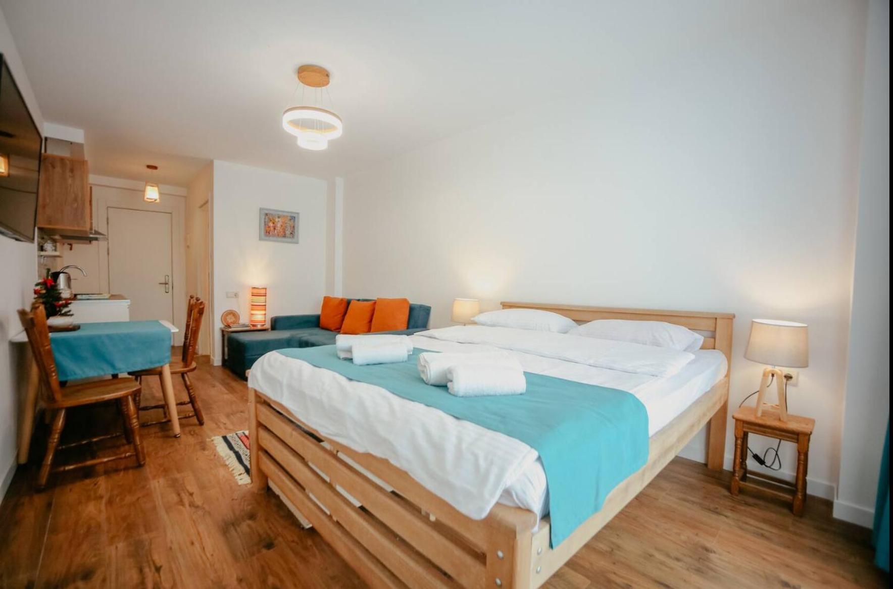 Studio Apartment photo 1