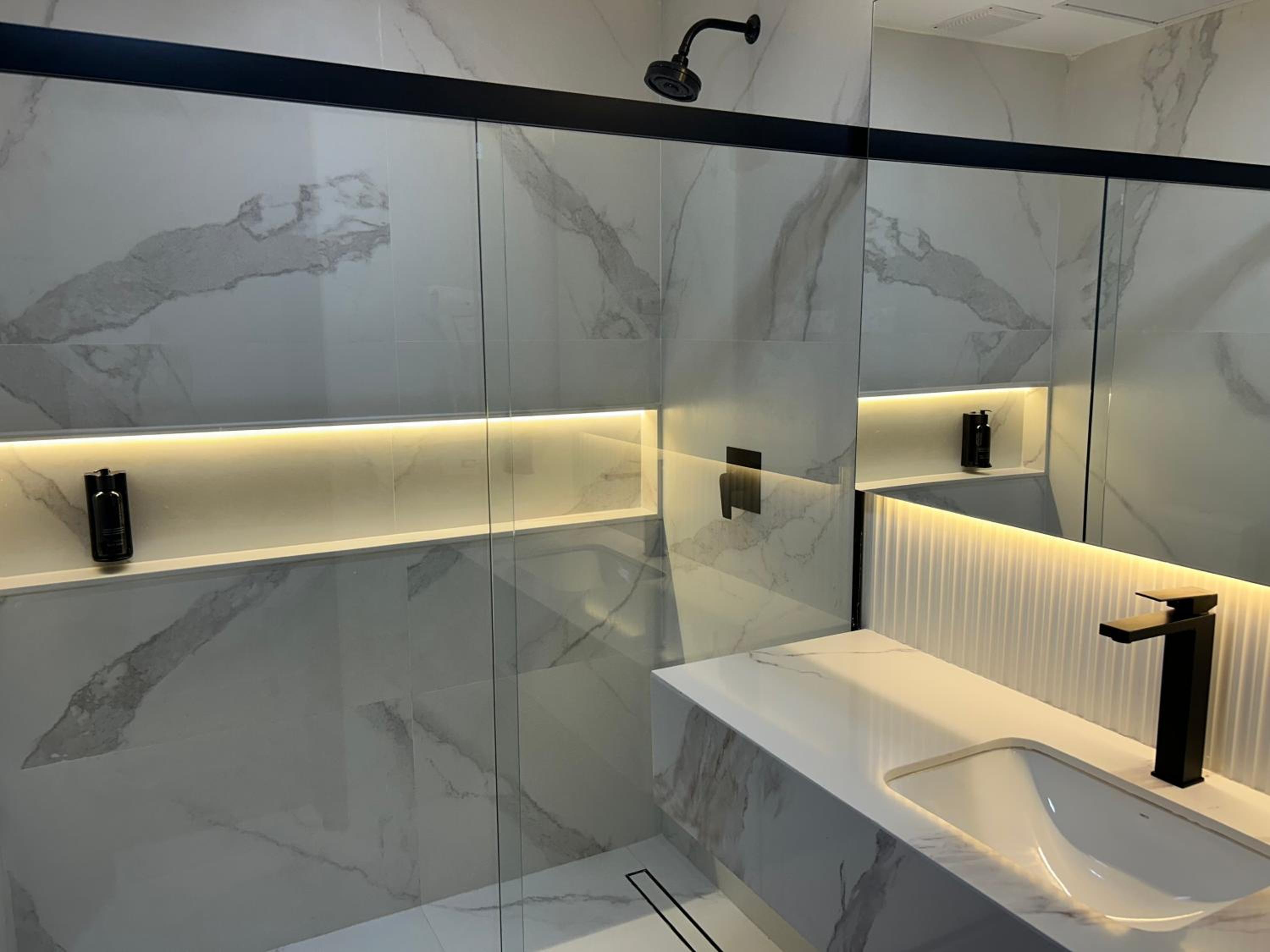 Luxury Triple Room - Photo 26
