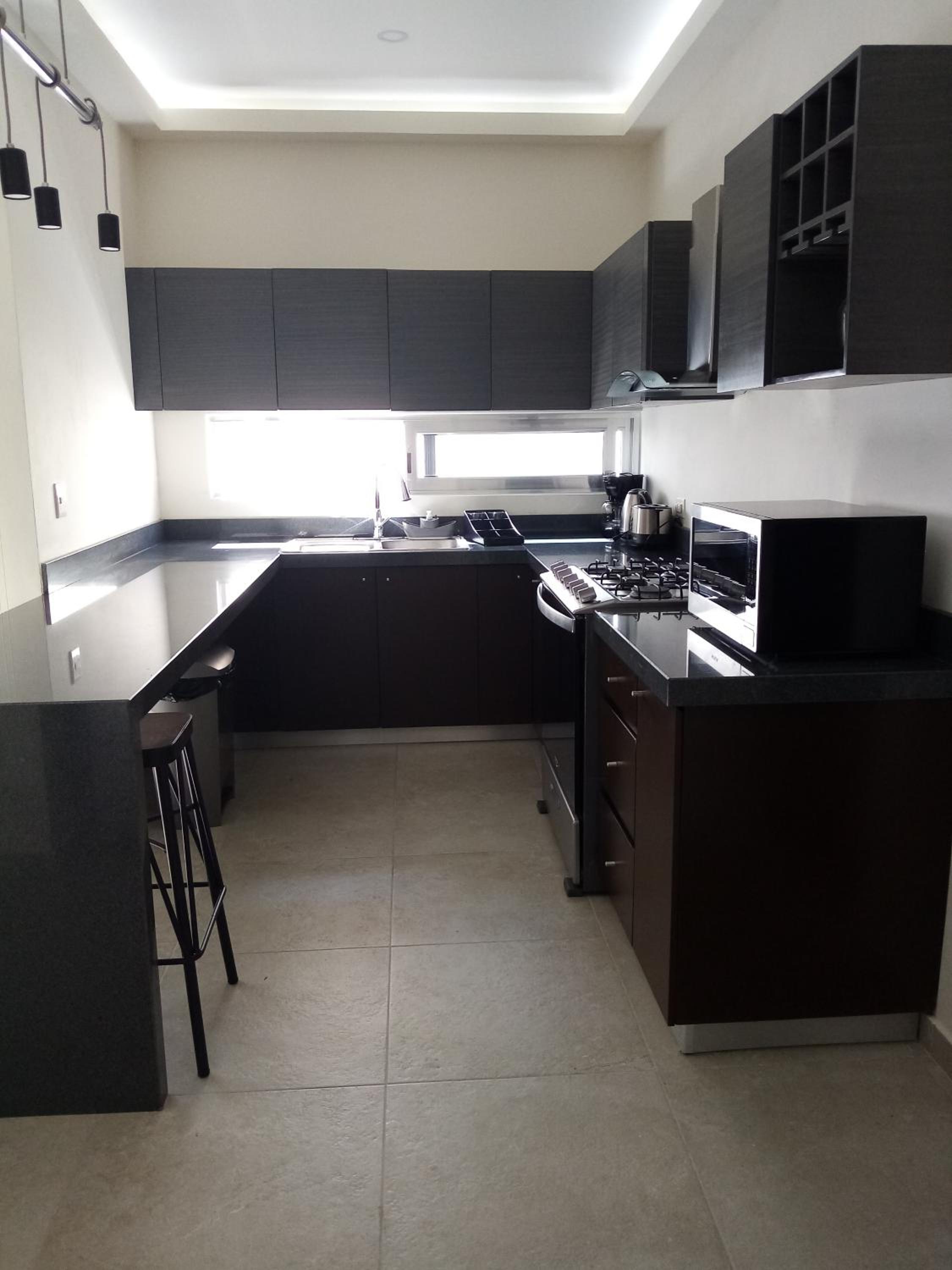 Three-Bedroom House - Photo 6