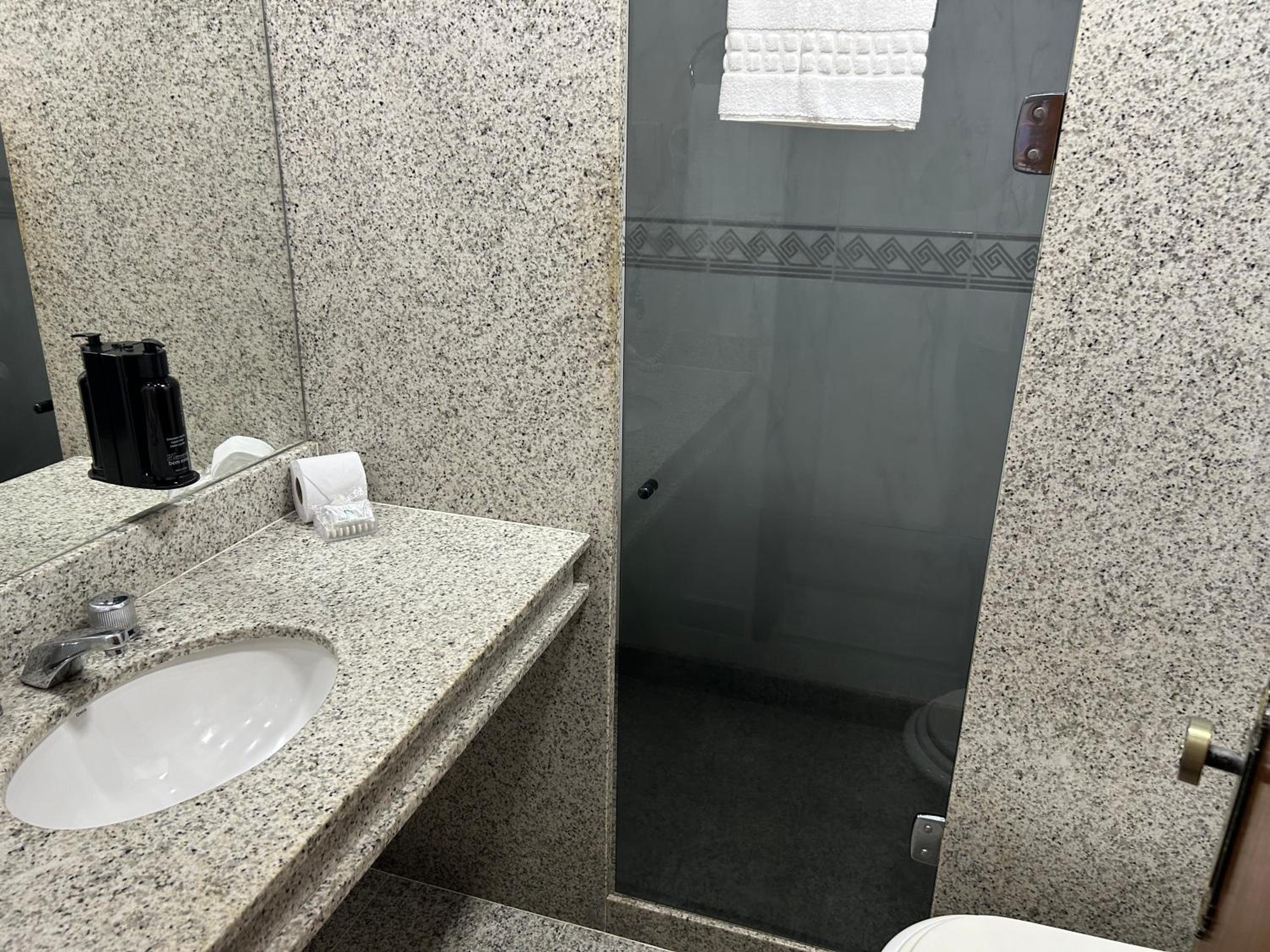 Standard Double Room without view - Photo 9