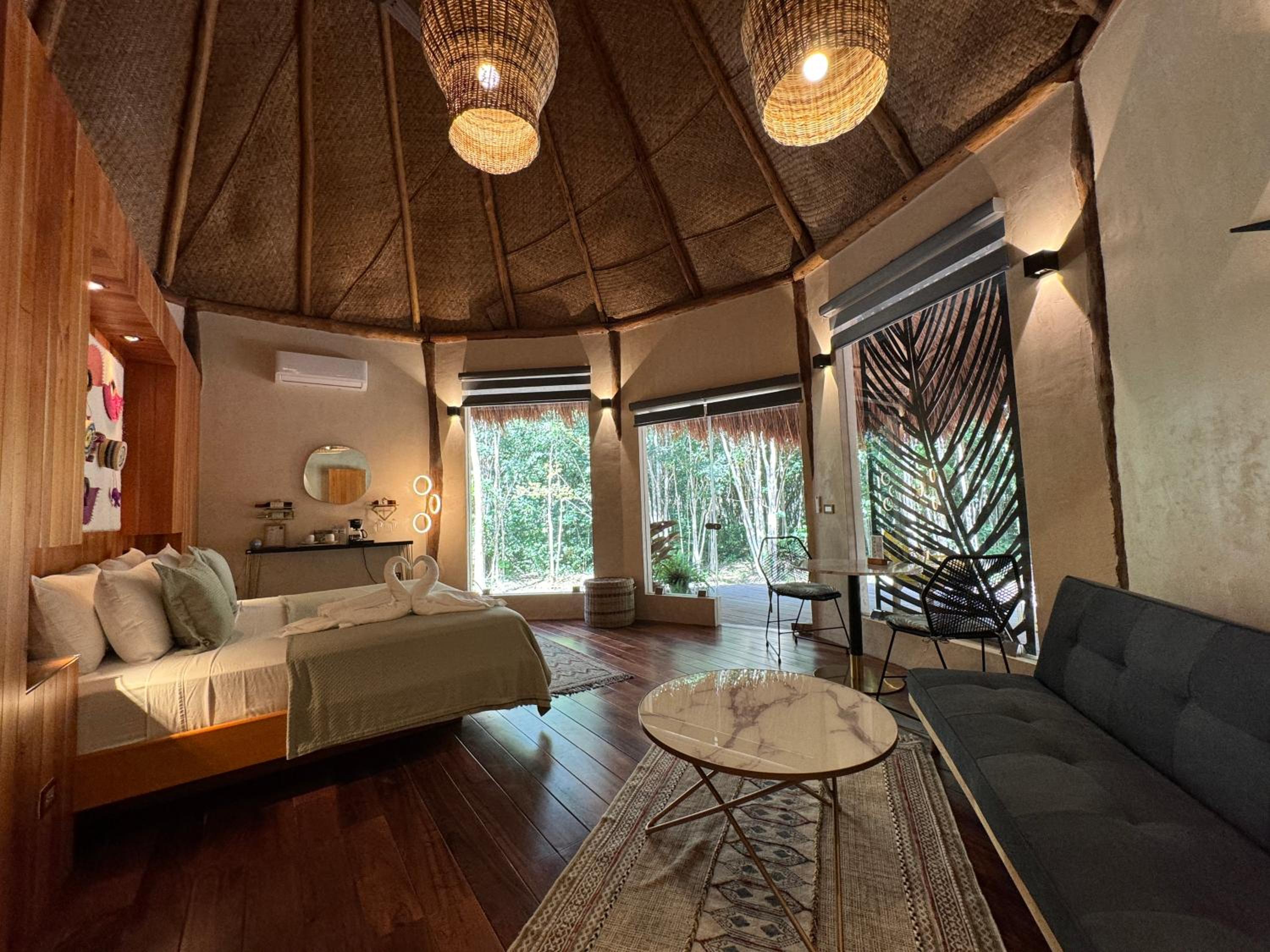 Deluxe Bungalow photo 1