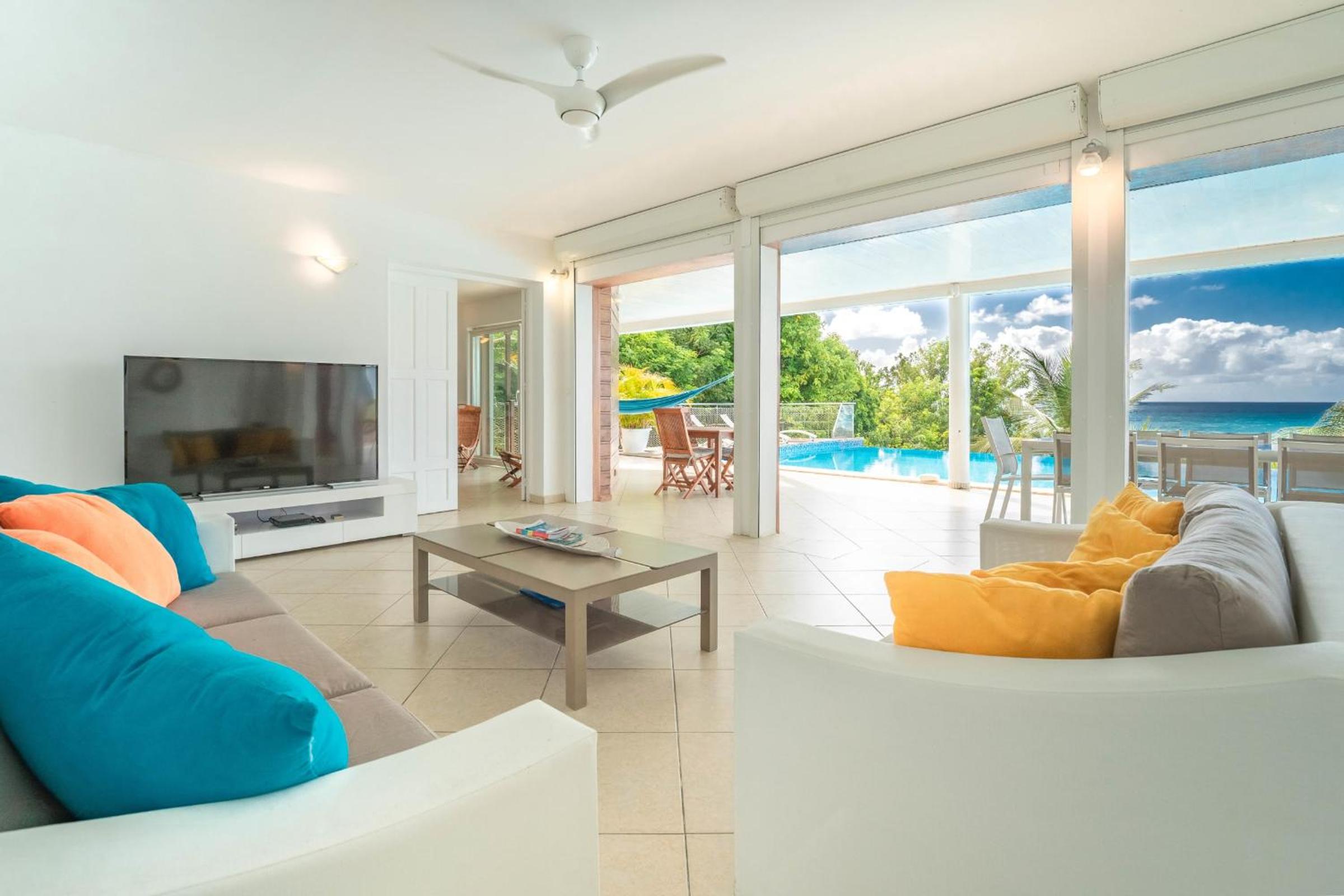 Villa photo 1