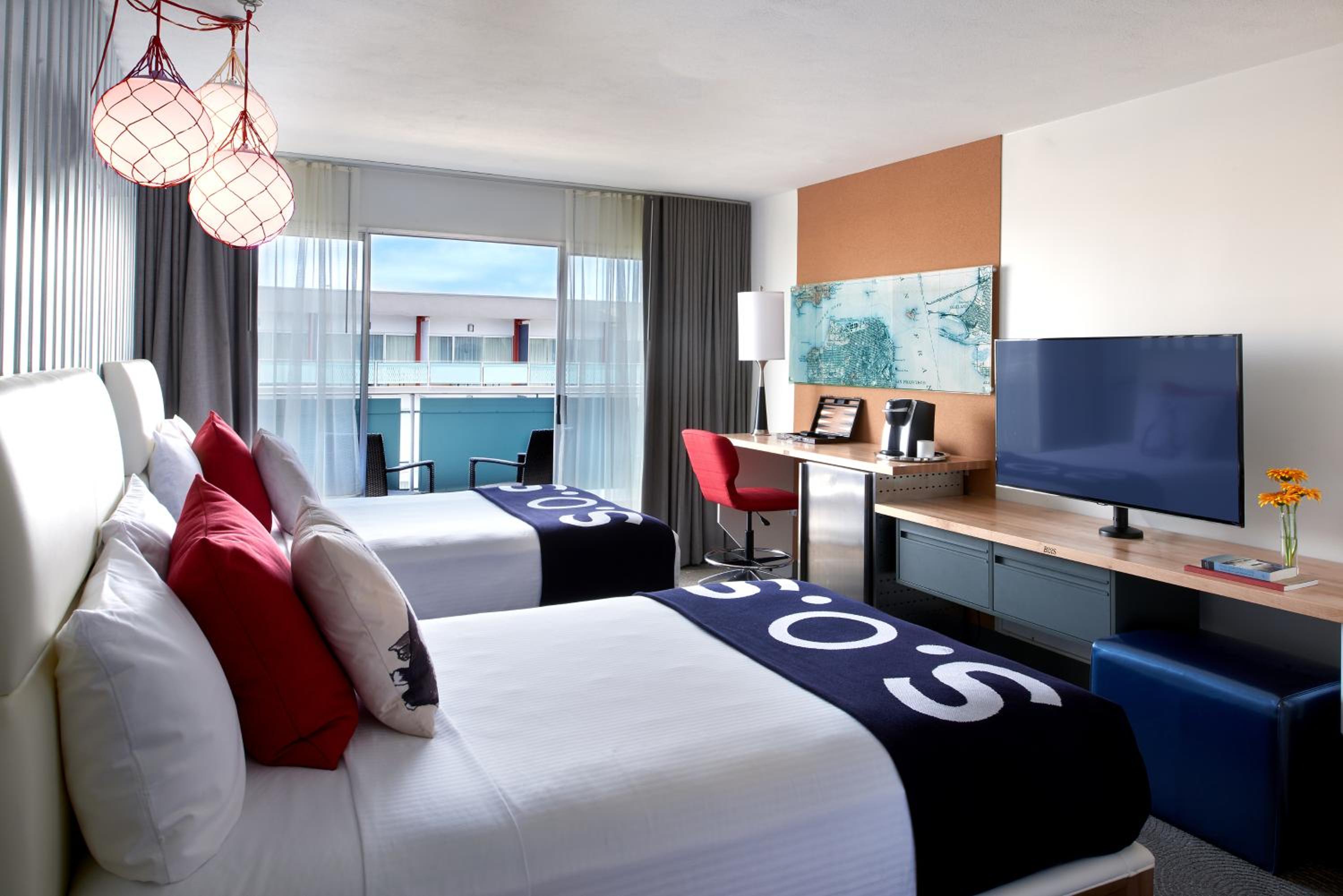 Deluxe Double/Double Room with Balcony