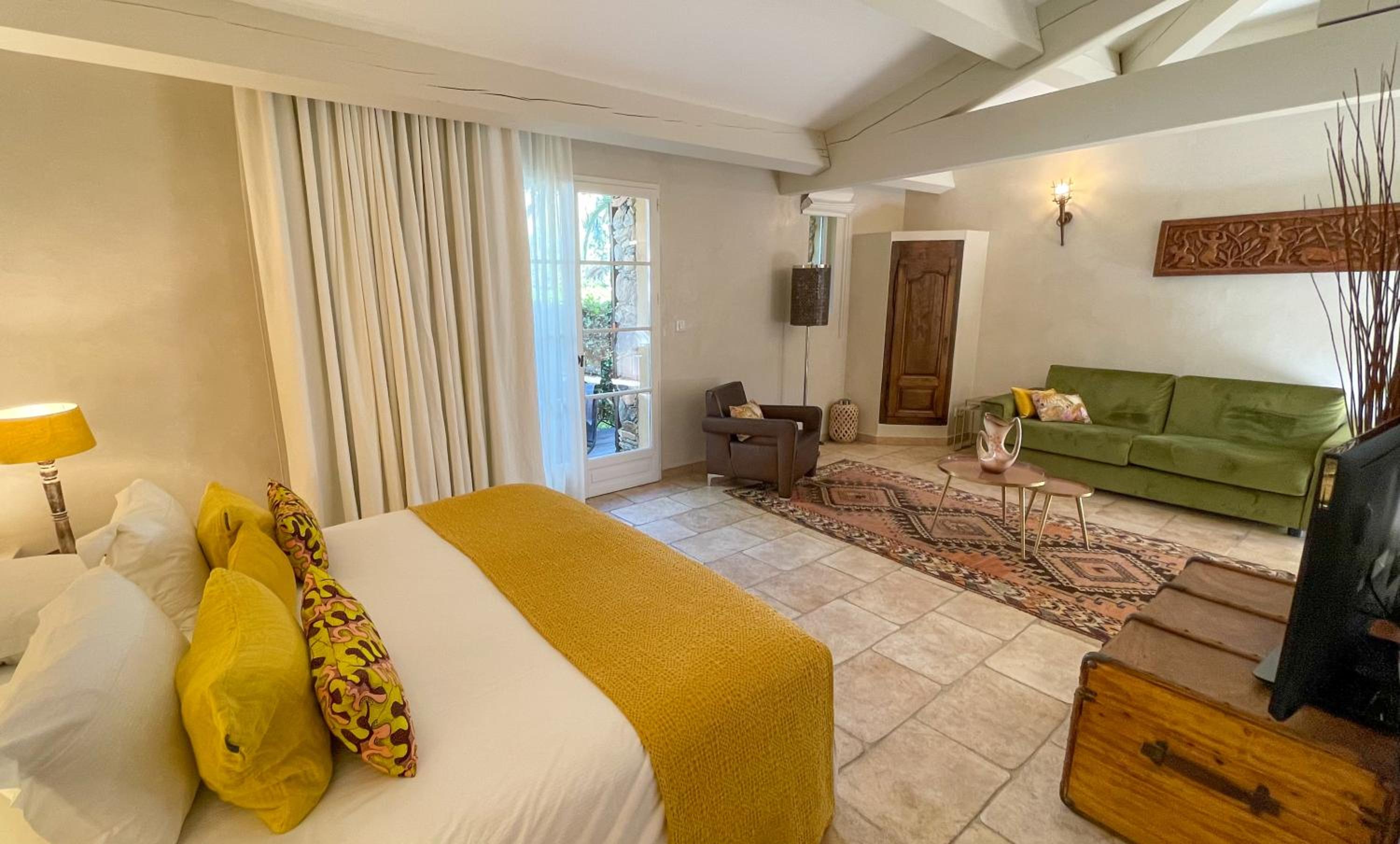 Junior Suite with Terrace photo 2