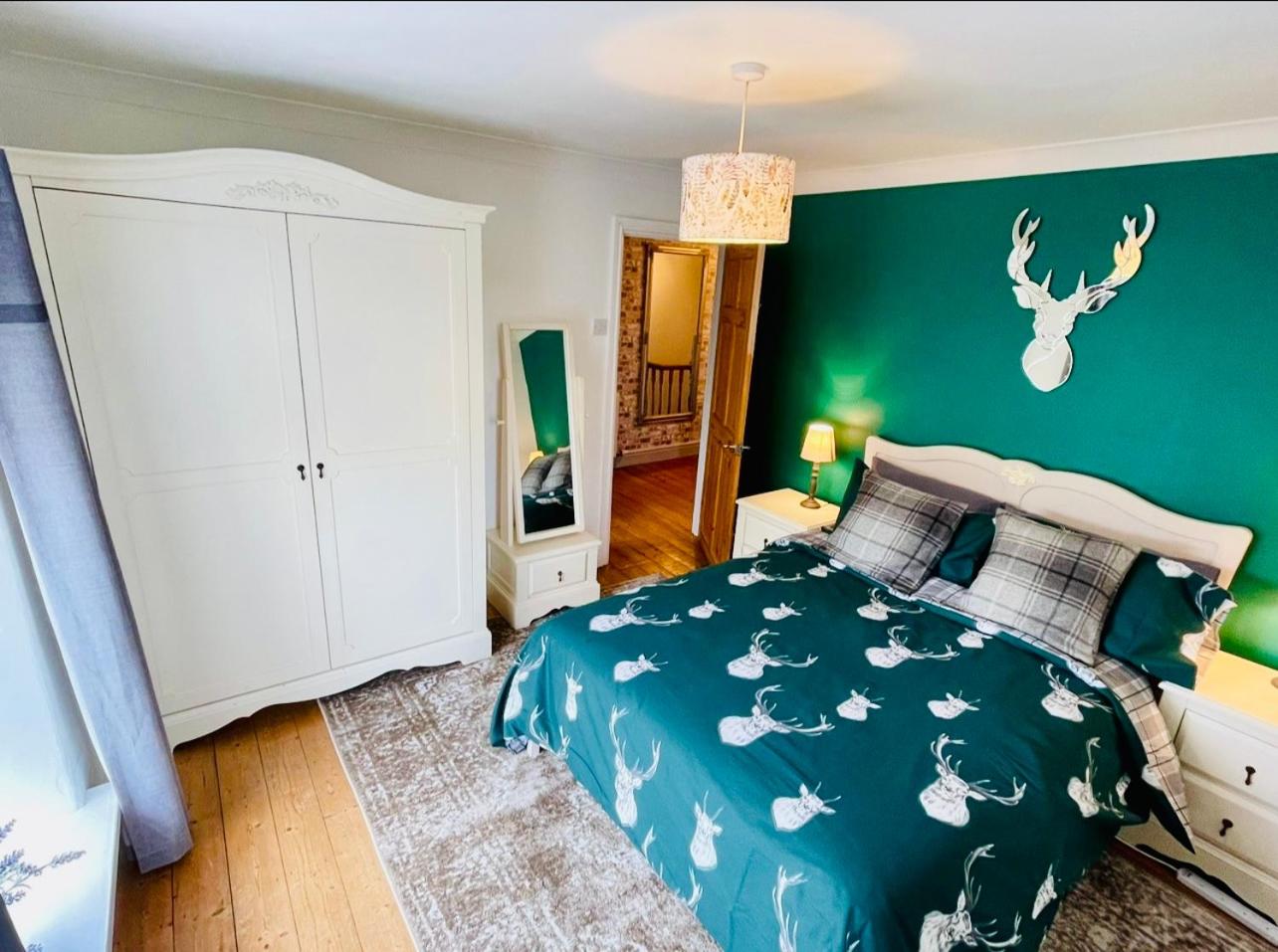 Three-Bedroom House photo 1