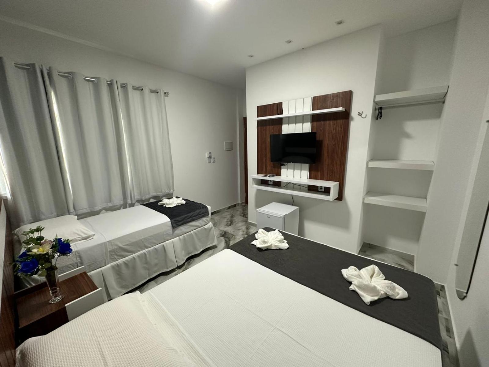 Triple Room with Bath photo 1
