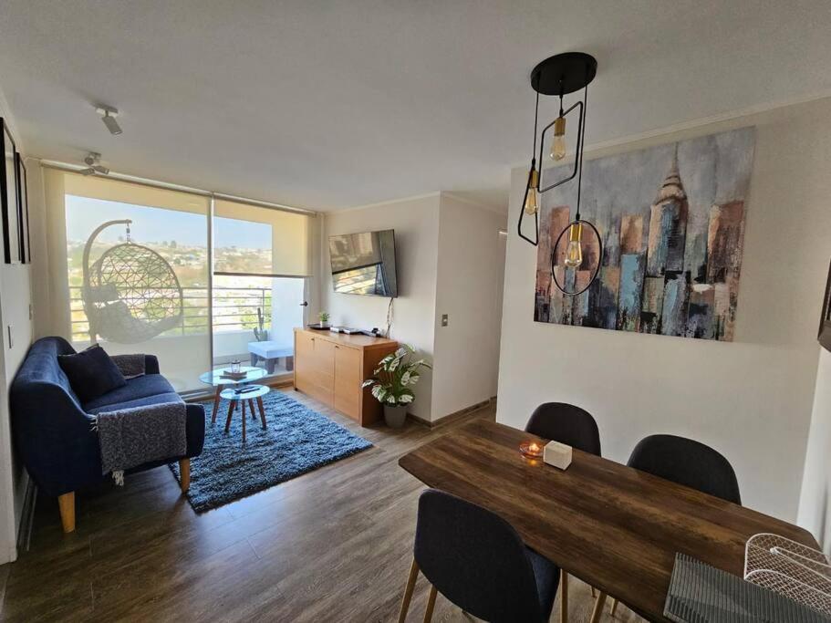Three-Bedroom Apartment photo 1