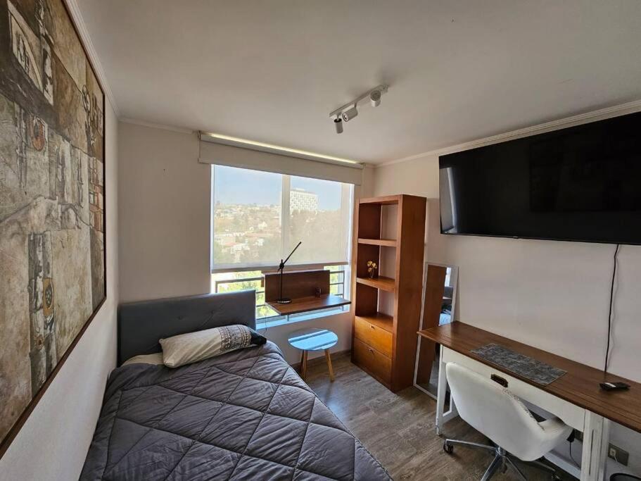 Three-Bedroom Apartment photo 2