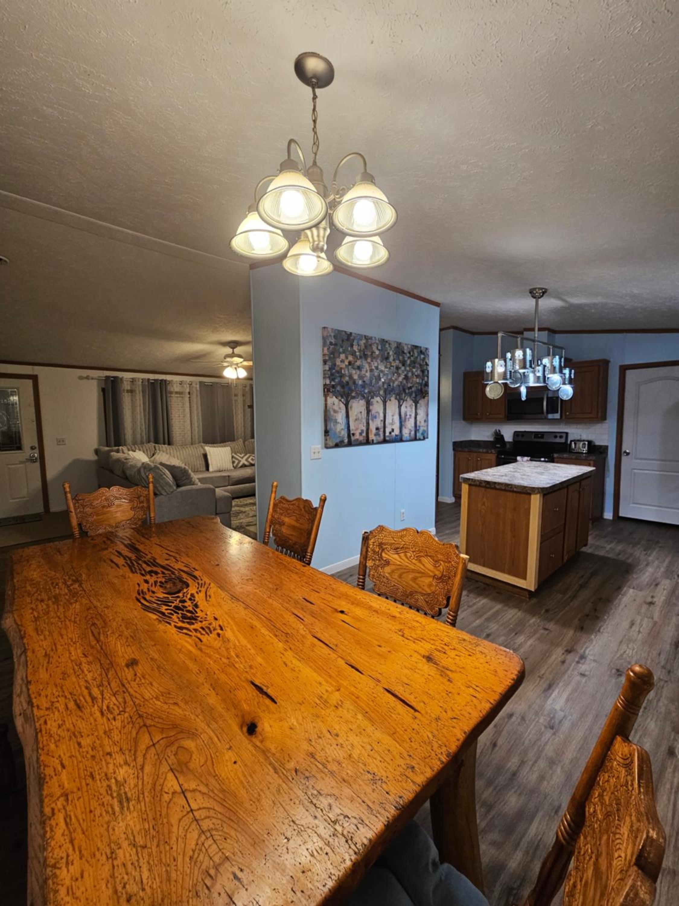Three-Bedroom House photo 2