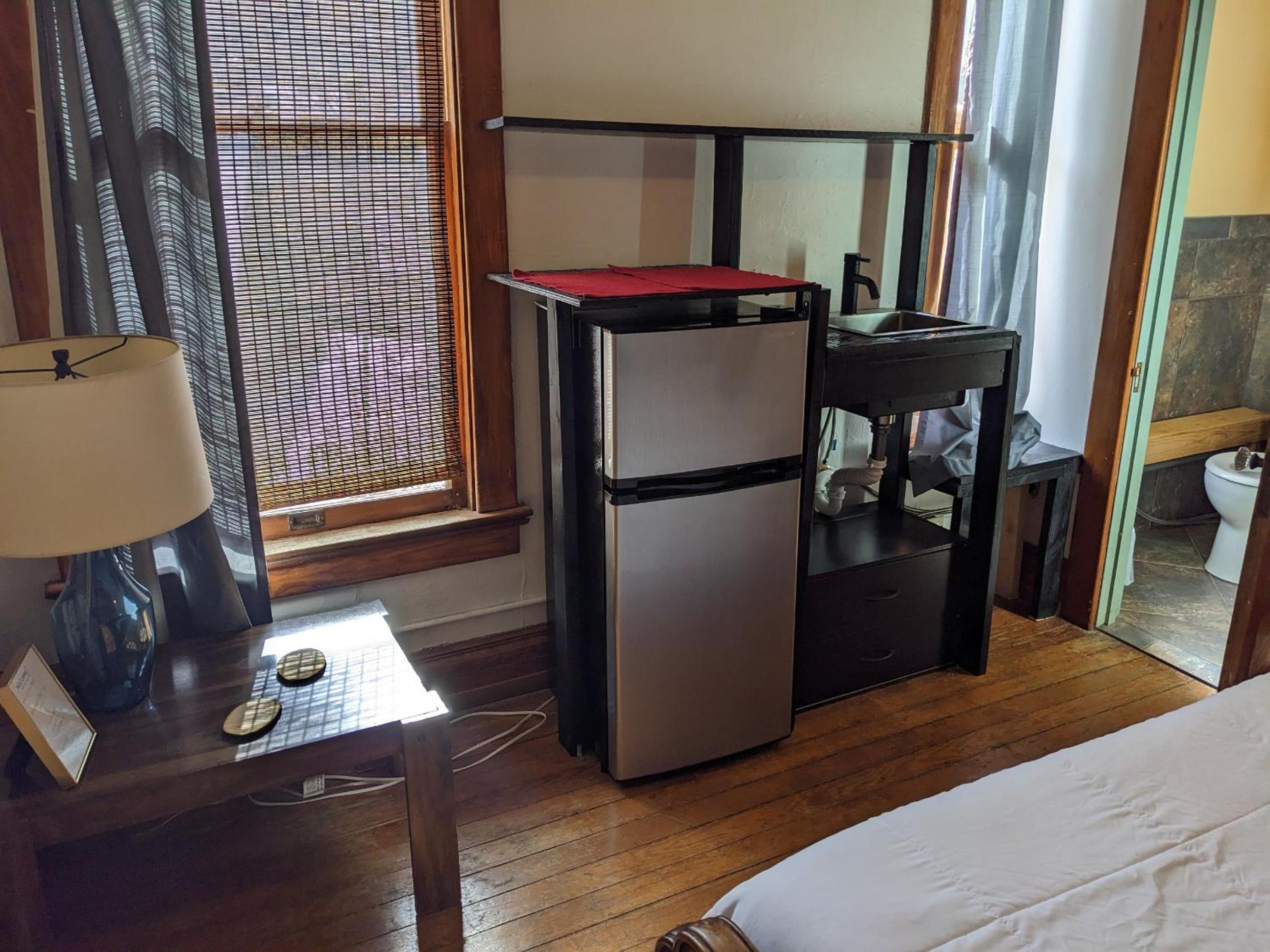 Double Room with Private Bathroom