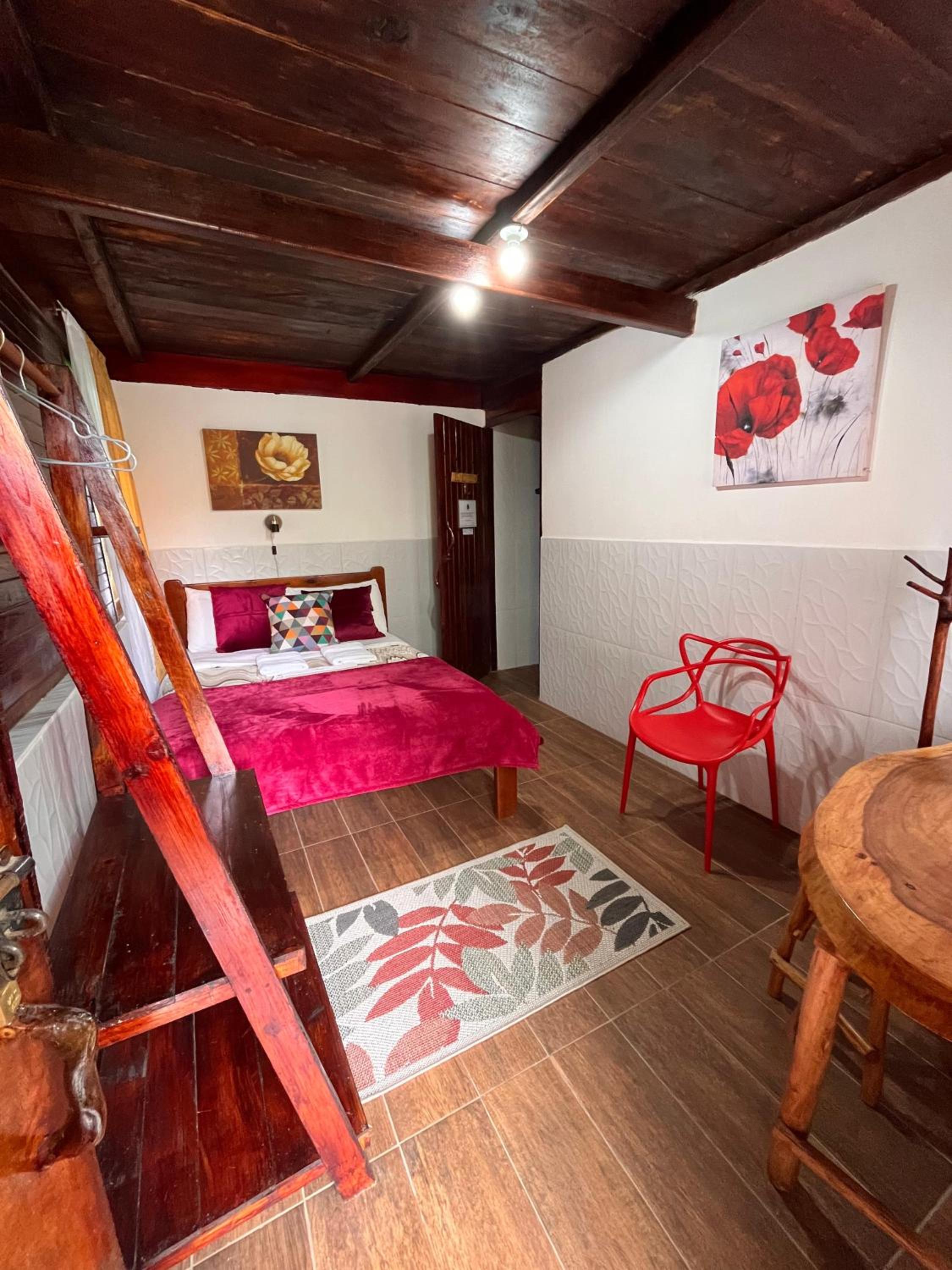 Queen Room with Garden View photo 2