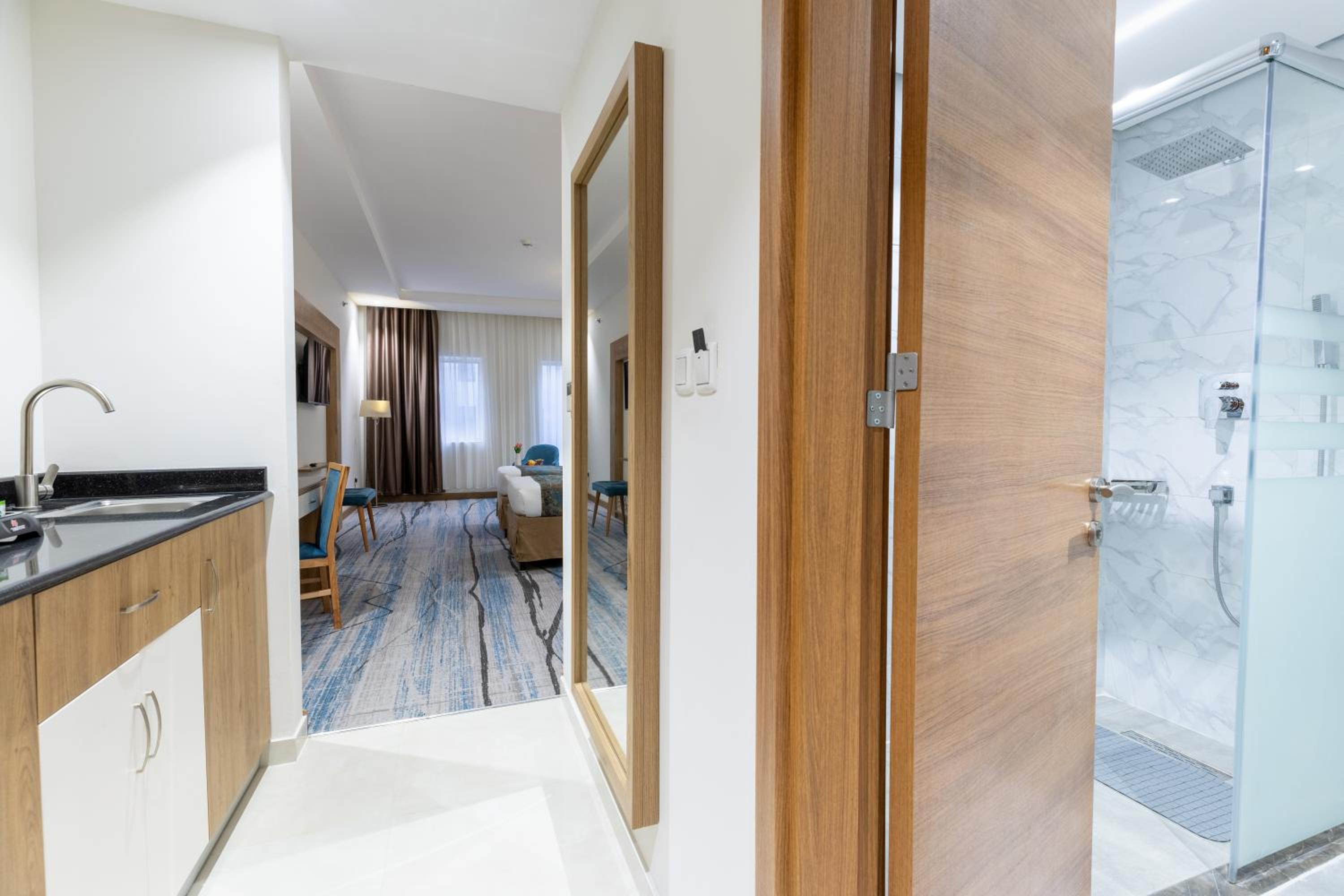 Deluxe Twin Room - Photo 1
